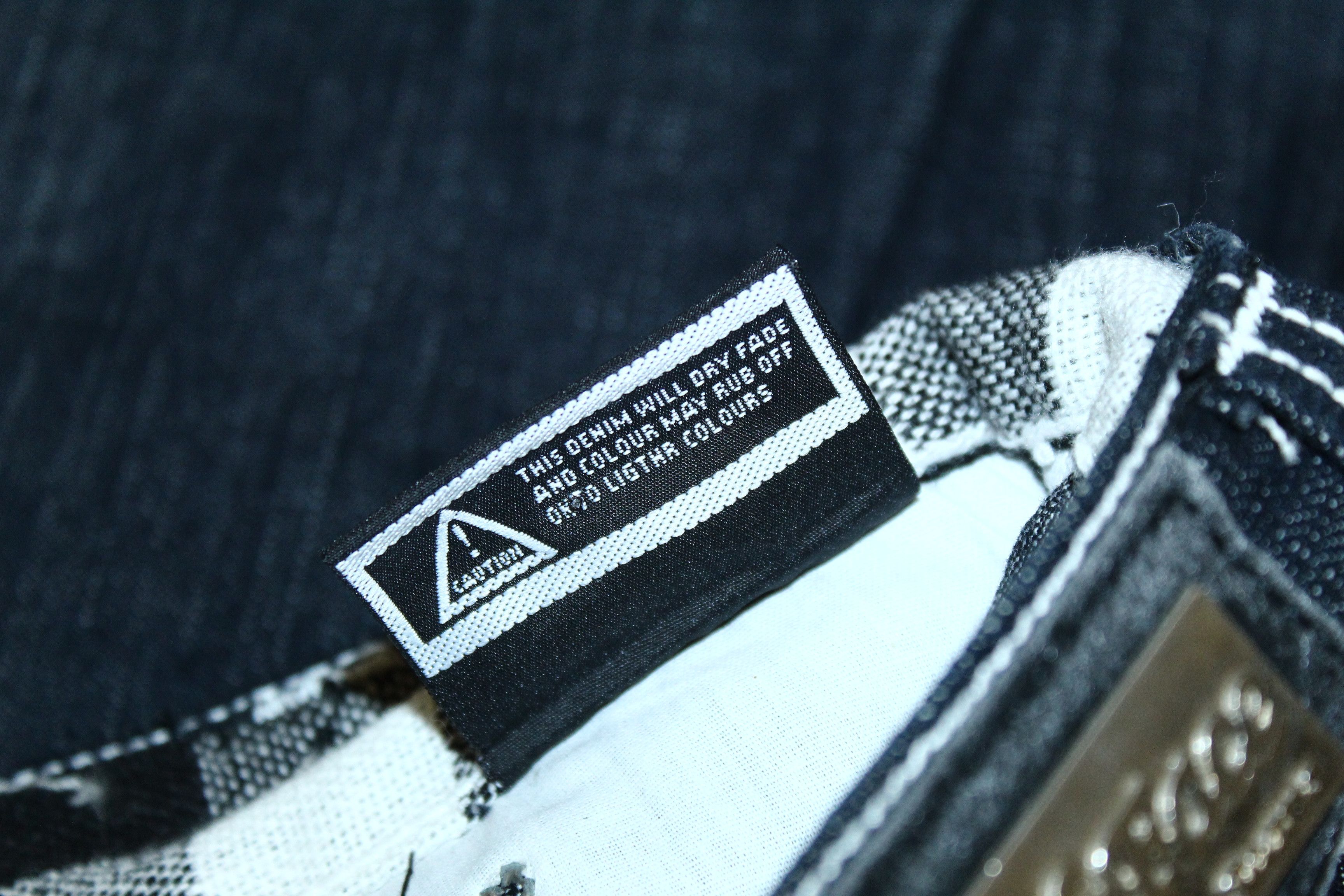 Japanese Brand 💥VTG TOUGH FACE Raw Denim Baggy Rap Jeans Size US 28 / EU 44 - 11 Thumbnail