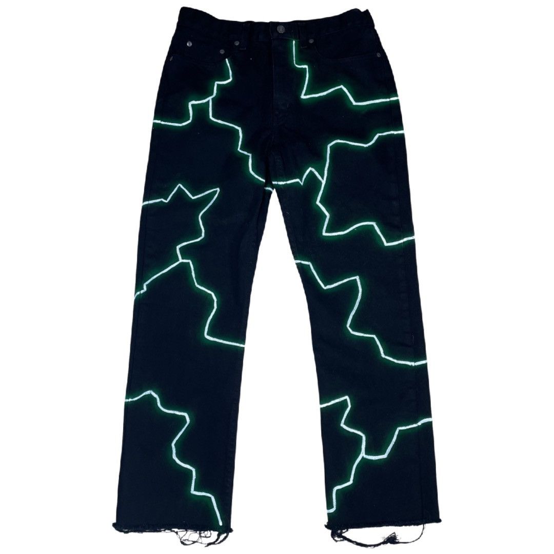 Neon Lightning (32x30) 1/1