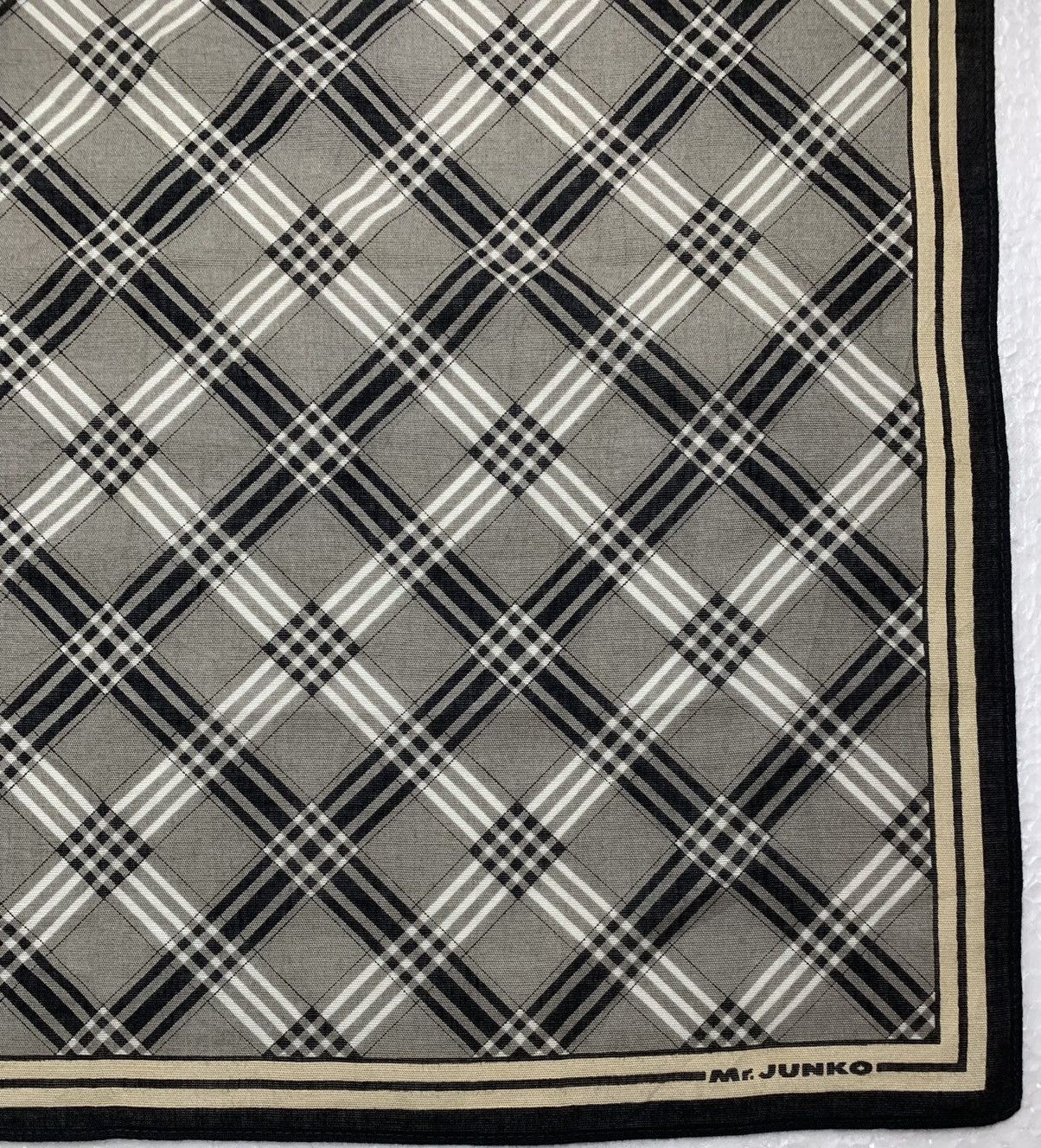 Mr. Junko Mr. Junko Handkerchief Neckerchief Pocketsquares Size ONE SIZE - 2 Thumbnail