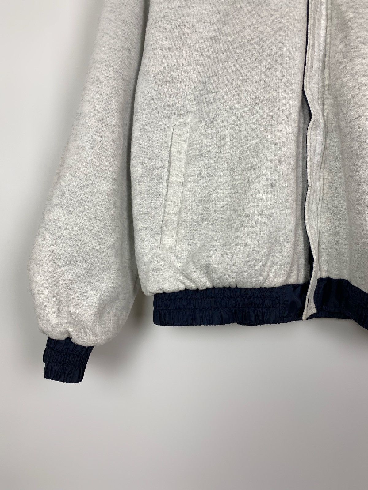 Vintage 2001 Vintage Warner Bros Twitty Reversible Jacket Size US L / EU 52-54 / 3 - 14 Thumbnail