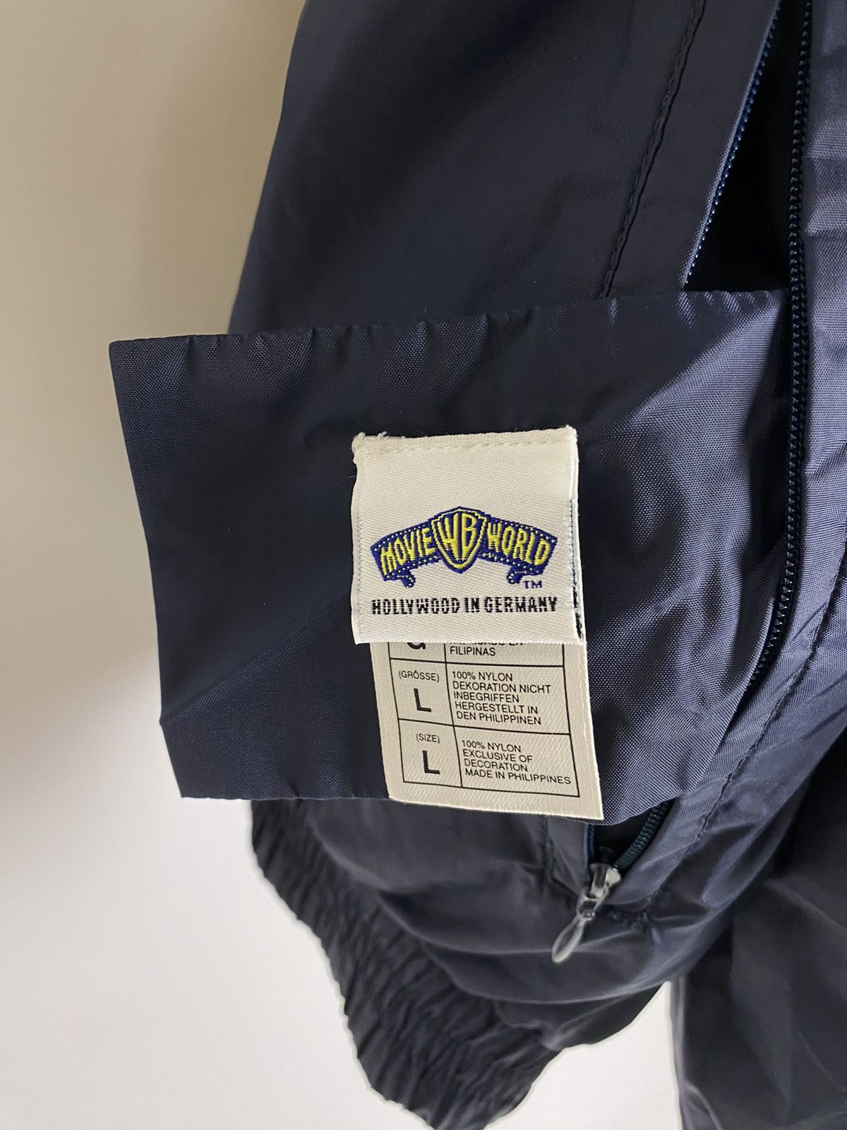 Vintage 2001 Vintage Warner Bros Twitty Reversible Jacket Size US L / EU 52-54 / 3 - 8 Thumbnail