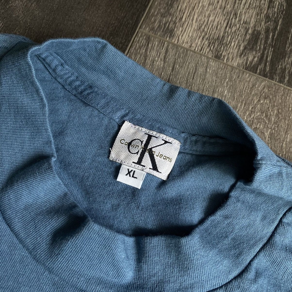 Calvin Klein Vintage 1990s Calvin Klein Jeans Patch Embroidered Logo Tee Size US XL / EU 56 / 4 - 4 Thumbnail