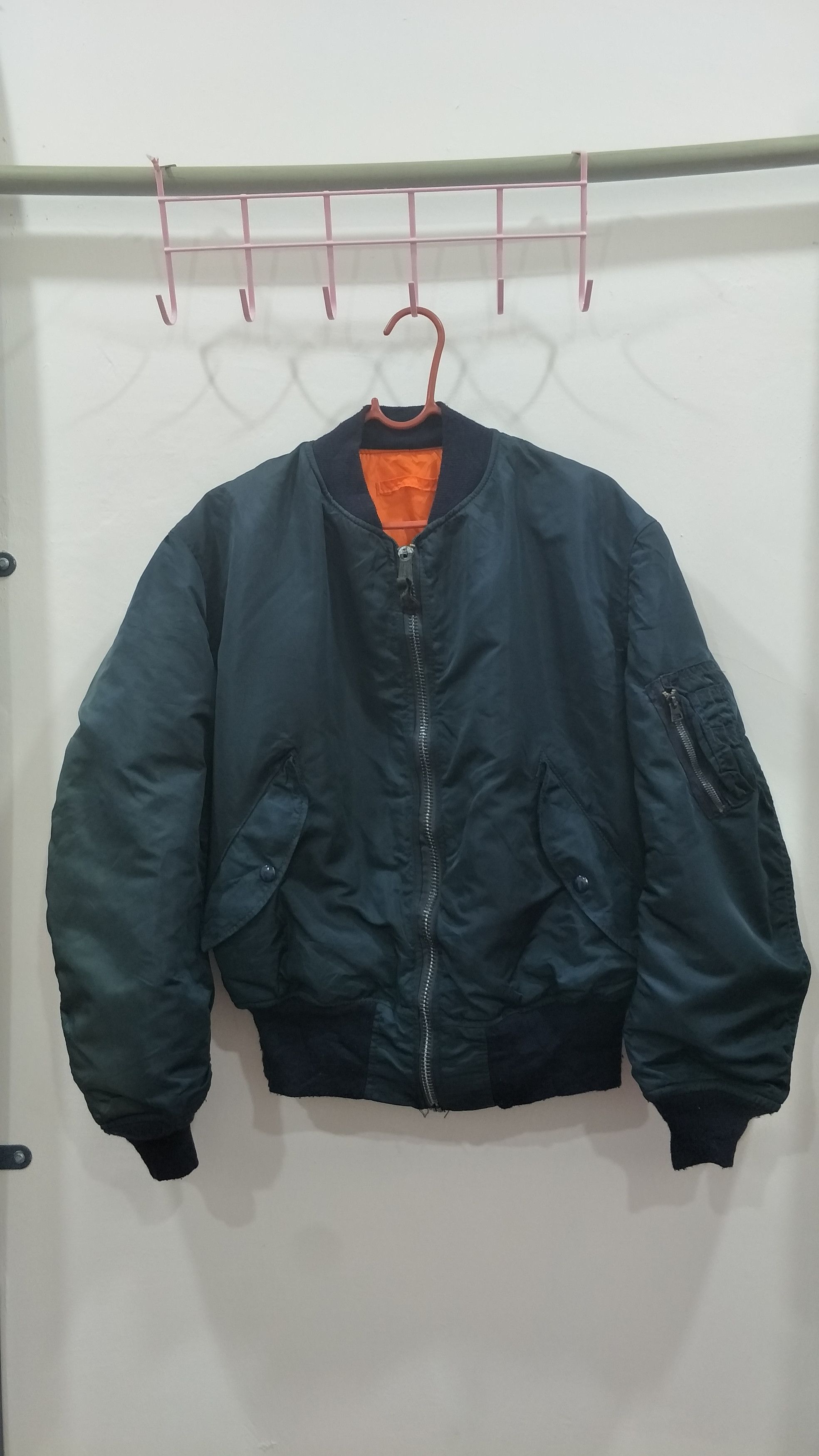 Alpha Industries ALPHA INDUSTRIES BOMBER JACKET Size US L / EU 52-54 / 3 - 1 Thumbnail