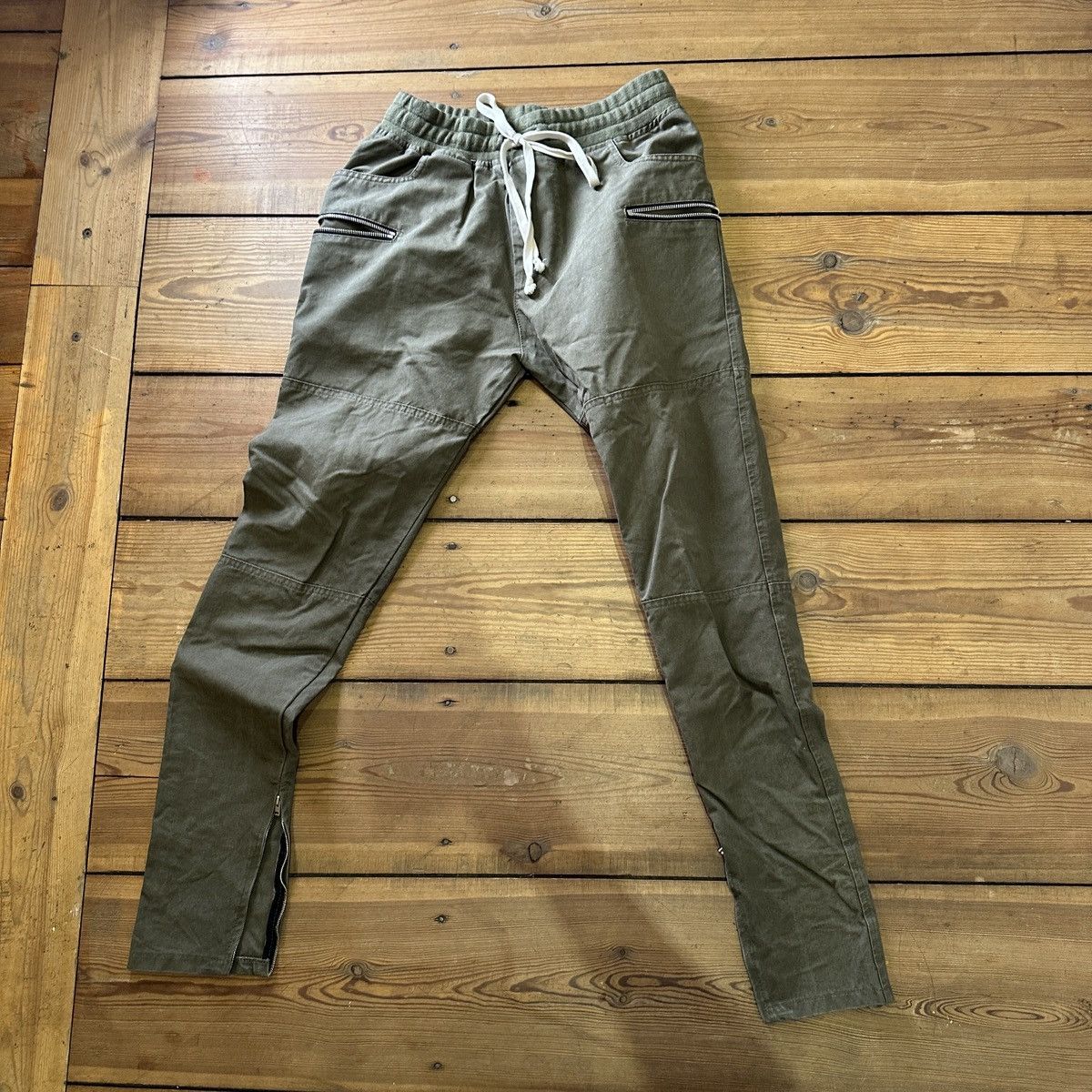 Represent Pants Olive