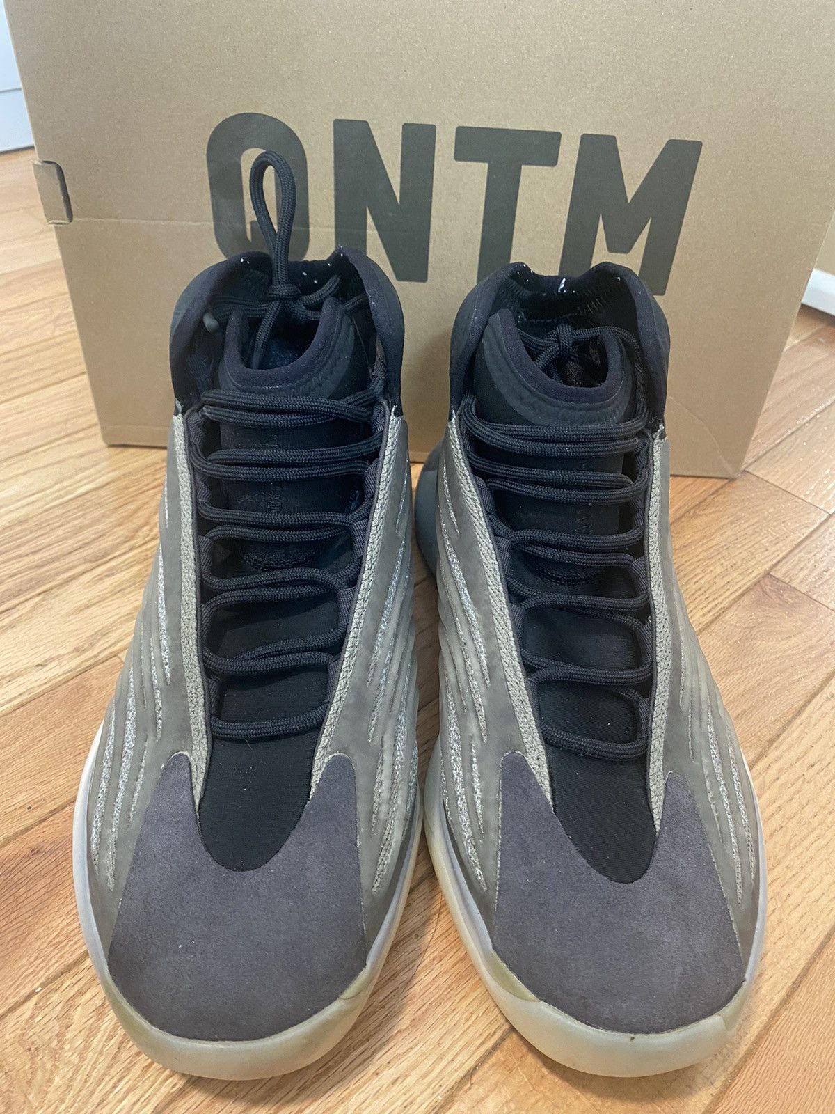 image of Adidas Yeezy Qntm Barium Shoes in Black, Men's (Size 12)