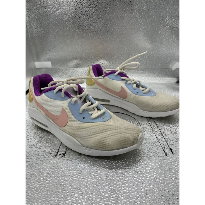aq2231 nike