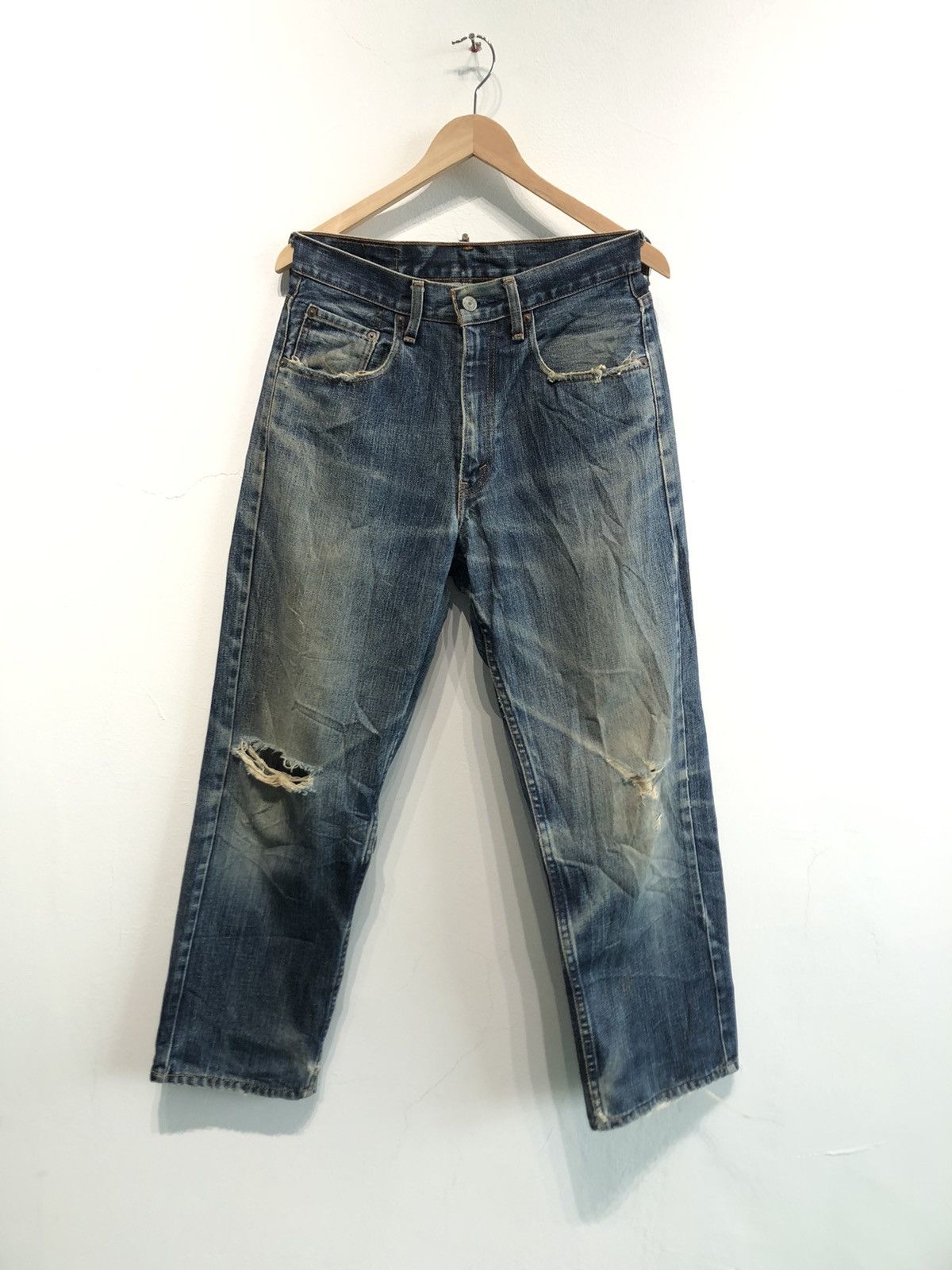 Vintage Levis 569 Distressed Denim