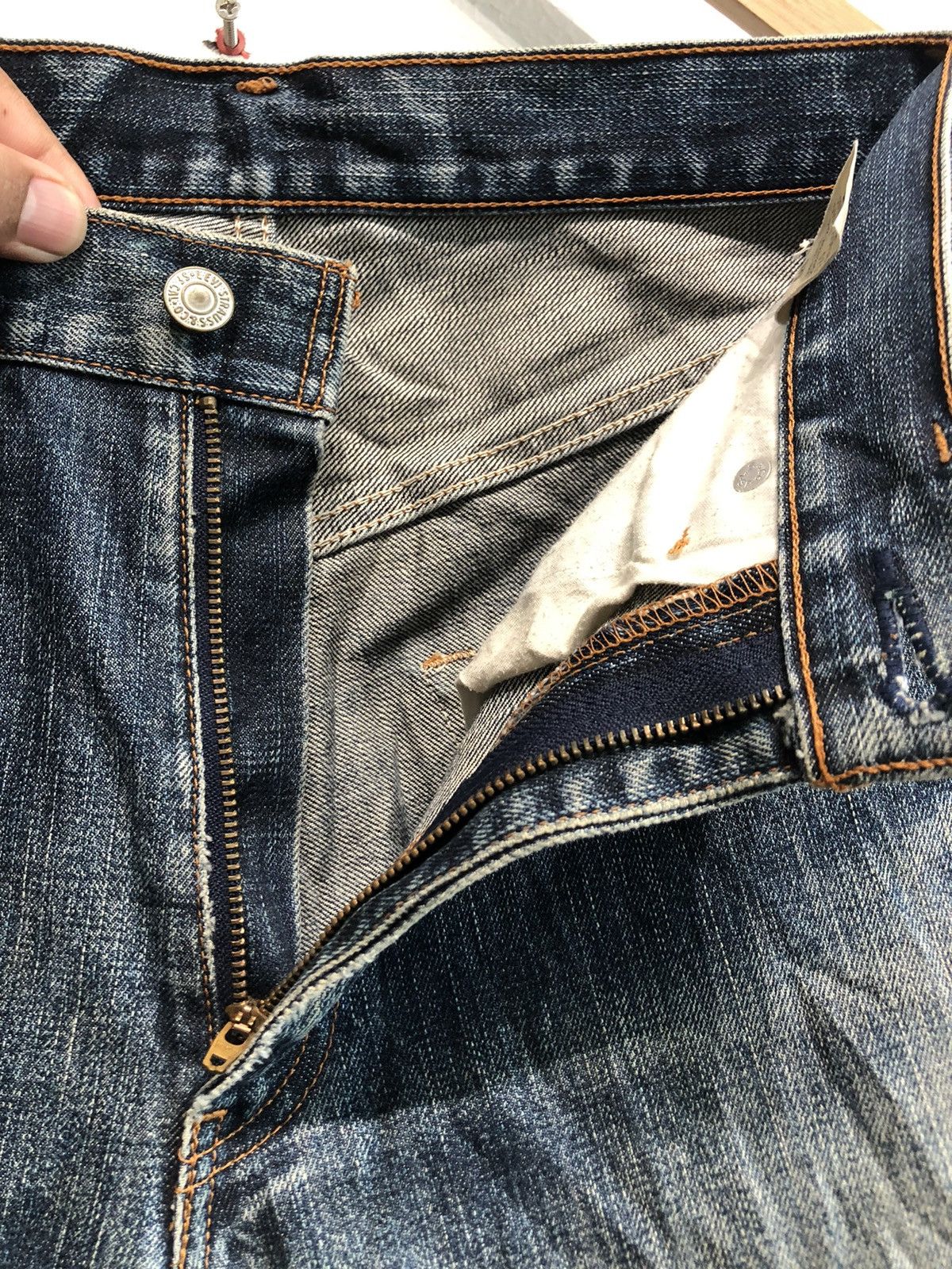 Levi's Vintage Levis 569 Distressed Denim Size US 28 / EU 44 - 5 Thumbnail