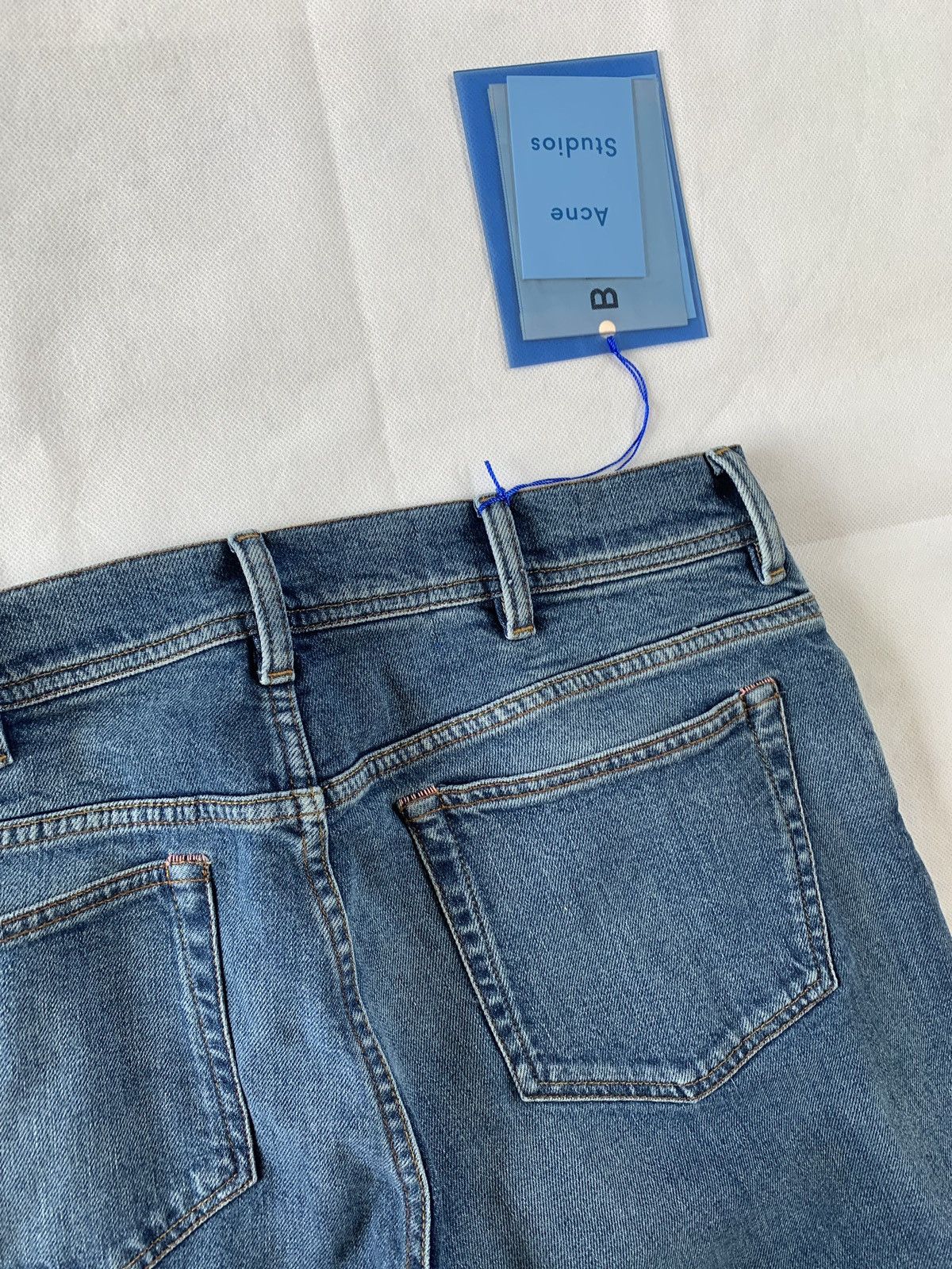 Acne Studios 31 x 34 South Denim in Mid Blue Size US 31 - 9 Thumbnail