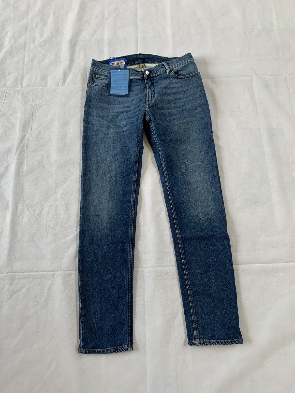 Acne Studios 31 x 34 South Denim in Mid Blue Size US 31 - 2 Thumbnail
