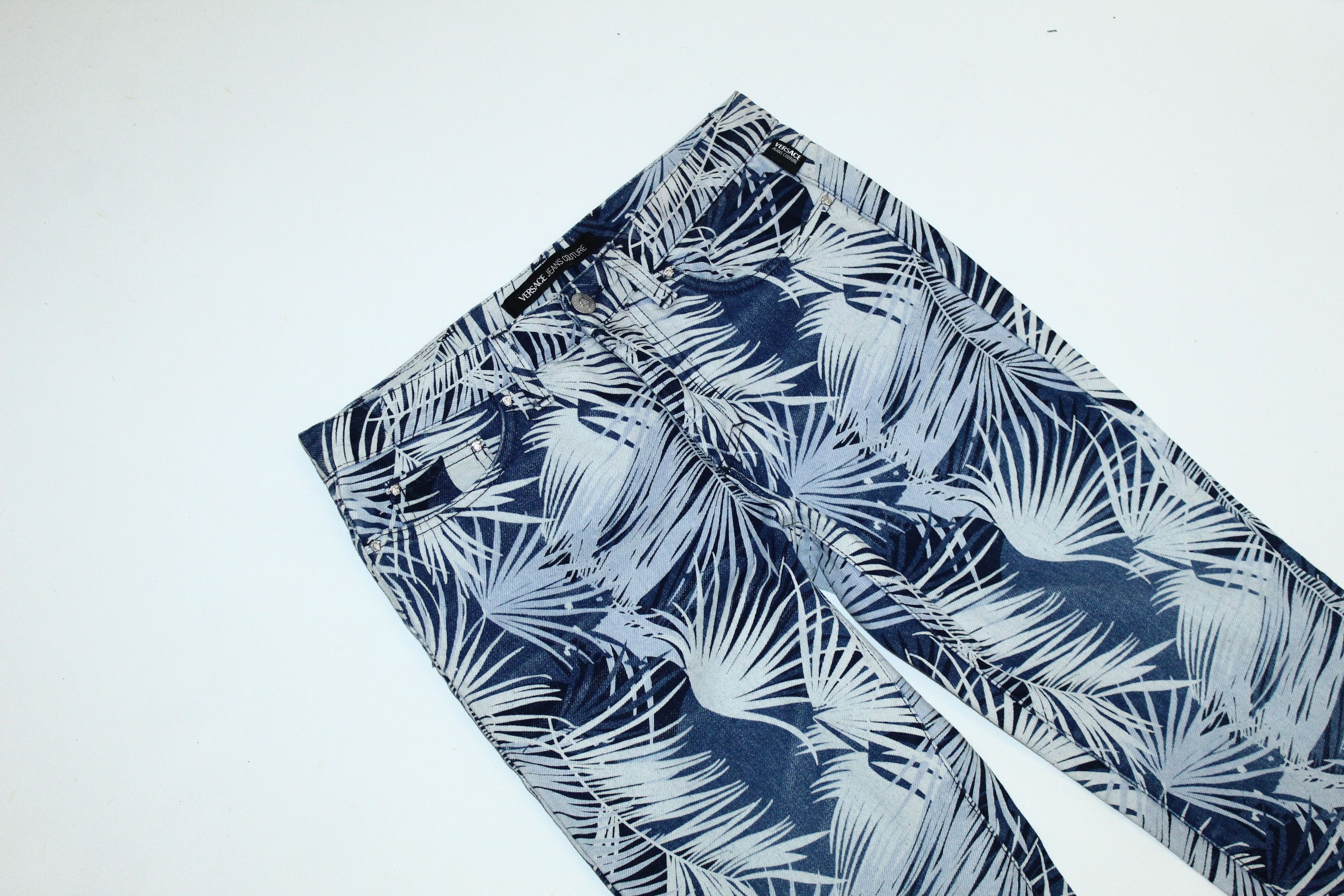 Versace 💥RARE VTG💥 Versace JC Floral Over Print Boot cut jeans Size US 30 / EU 46 - 9 Thumbnail