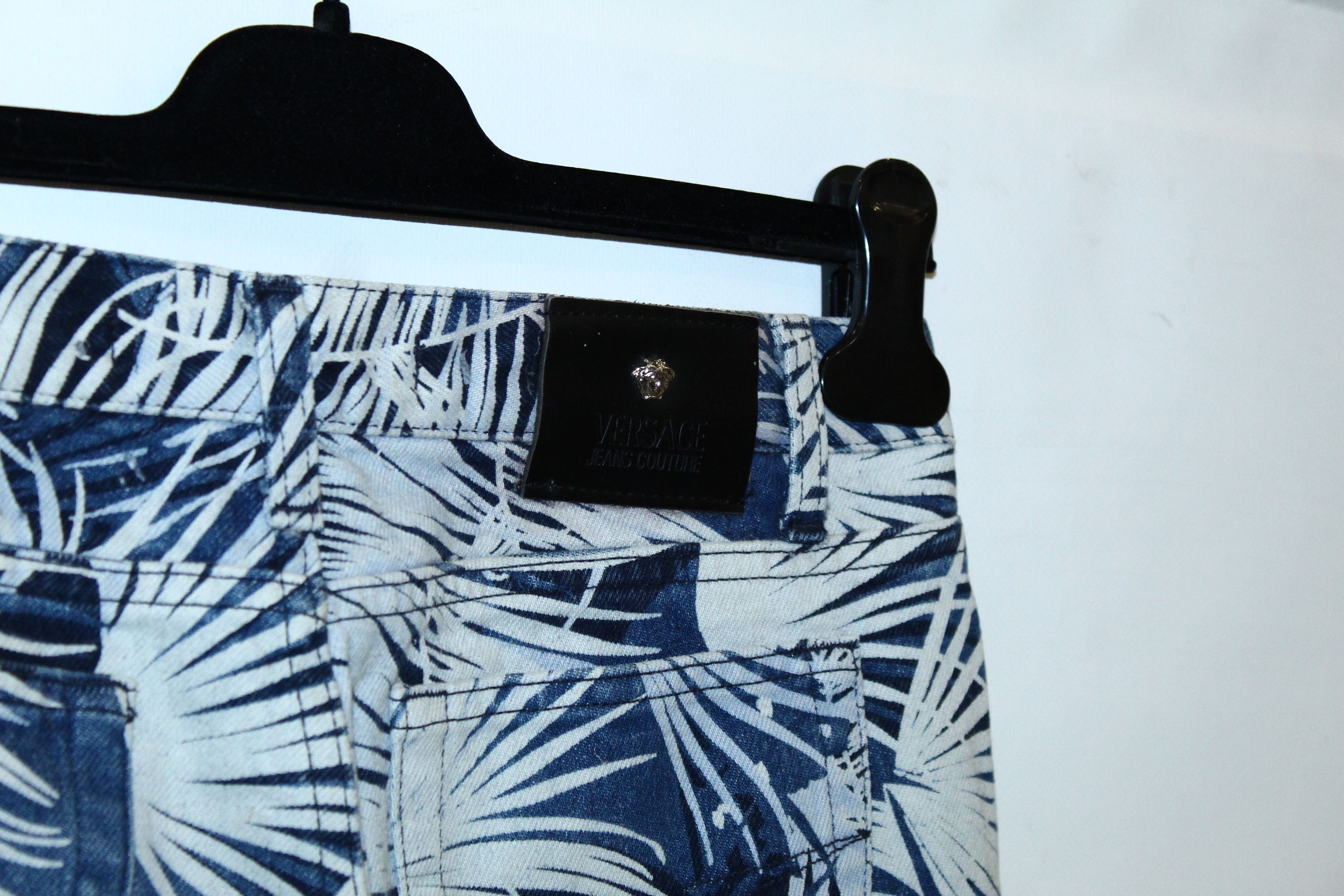 Versace 💥RARE VTG💥 Versace JC Floral Over Print Boot cut jeans Size US 30 / EU 46 - 6 Thumbnail