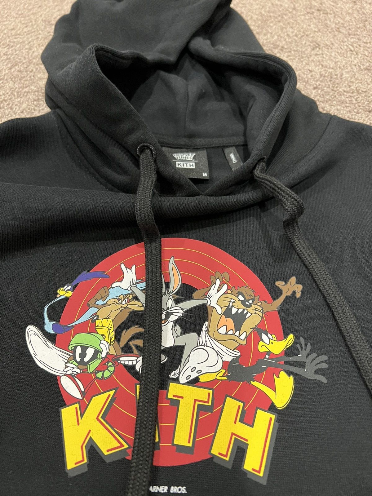 Brand new Kith X Looney Tunes hoodie medium
