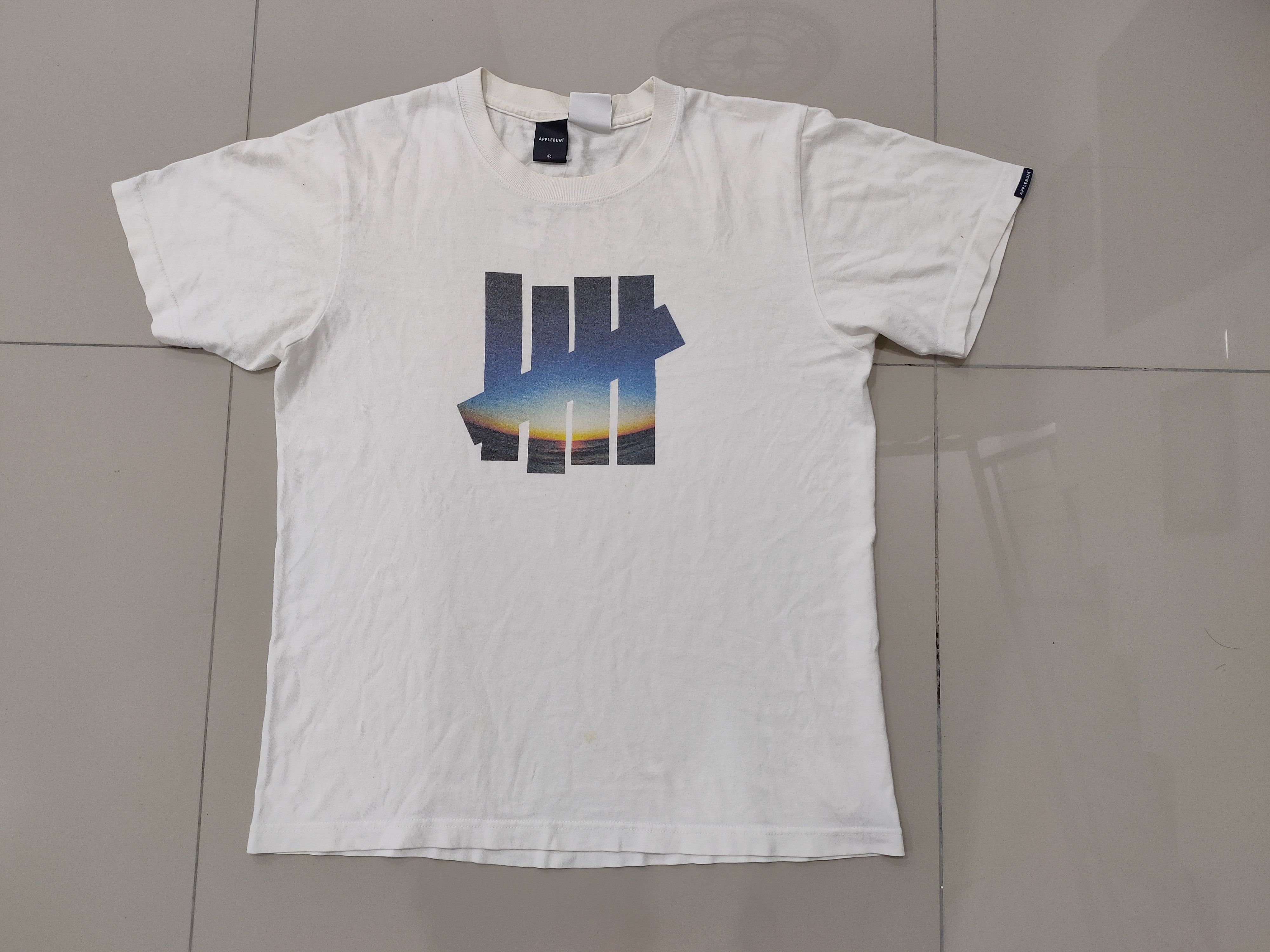 Apple × Japanese Brand × Undefeated Rare! Undefeated X Applebum  