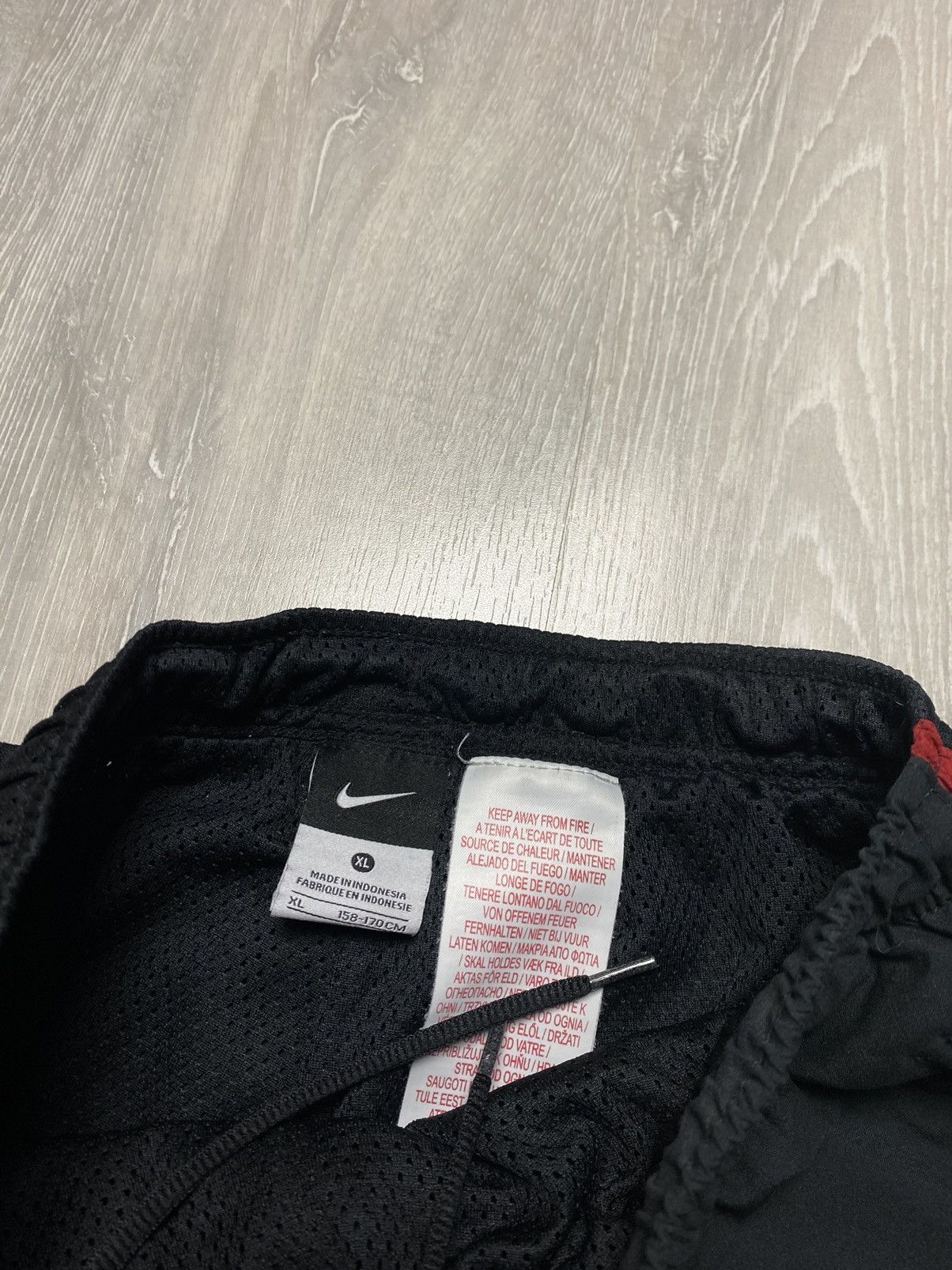 Nike × Vintage Nike vintage black red track pants small swoosh Size US 30 / EU 46 - 3 Thumbnail