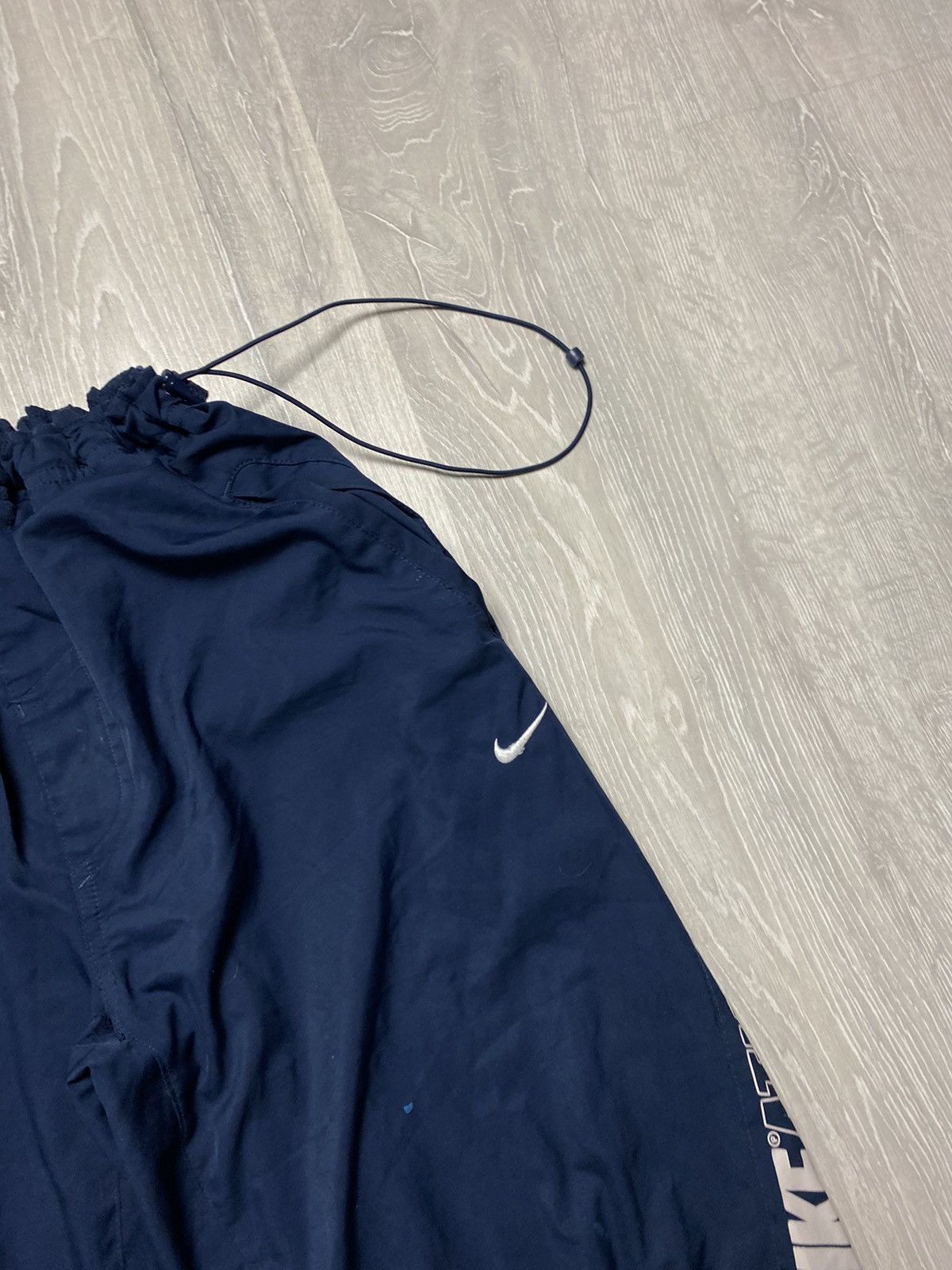 Nike Nike vintage navy track pants small swoosh 2000s Athletic 72 Size US 28 / EU 44 - 5 Thumbnail