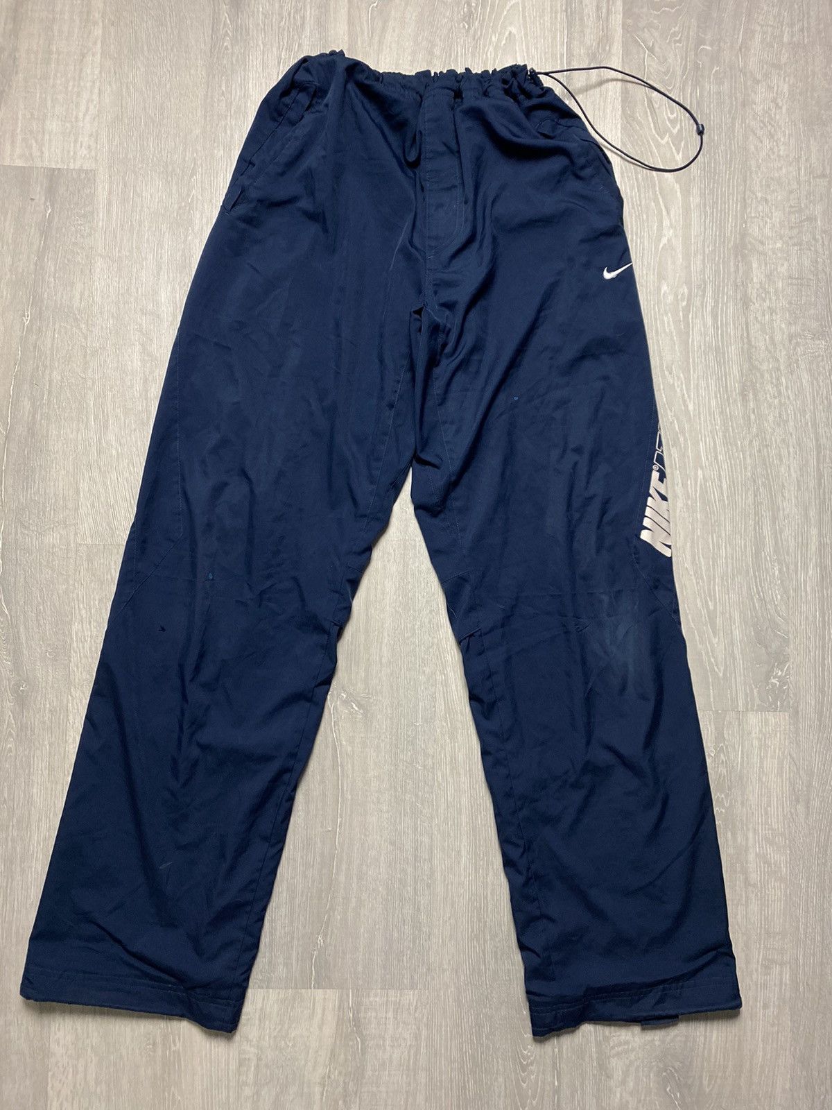 Nike Nike vintage navy track pants small swoosh 2000s Athletic 72 Size US 28 / EU 44 - 1 Thumbnail
