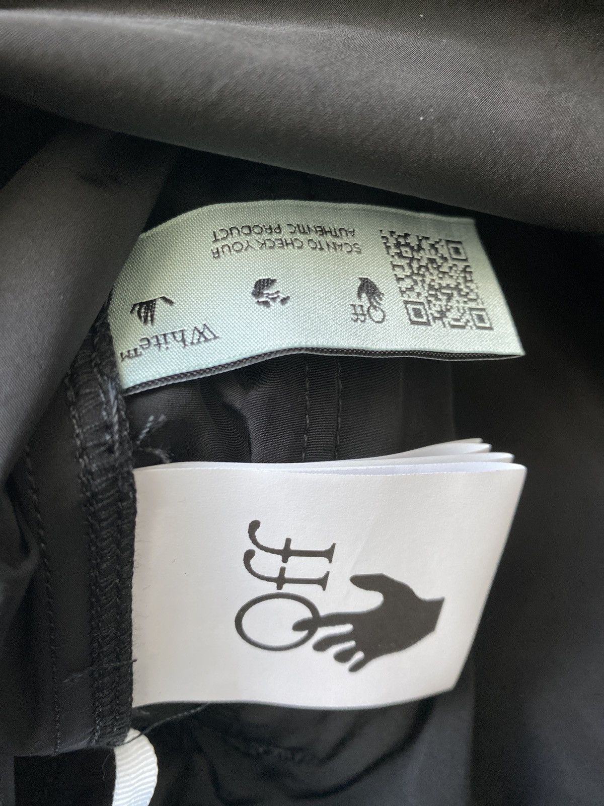 Off-White off-White OFFF Nylon Cargo Pants Size US 33 - 12 Thumbnail
