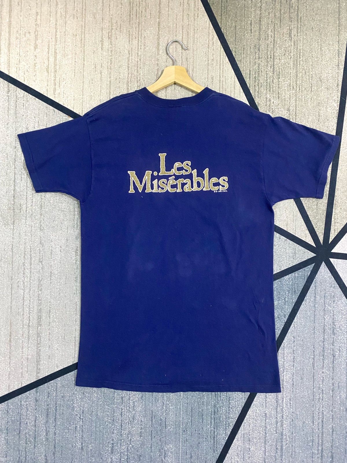 Fruit Of The Loom × Vintage Vintage 90s Tee Les Miserables Big Logo Spellout Large Size US L / EU 52-54 / 3 - 2 Thumbnail