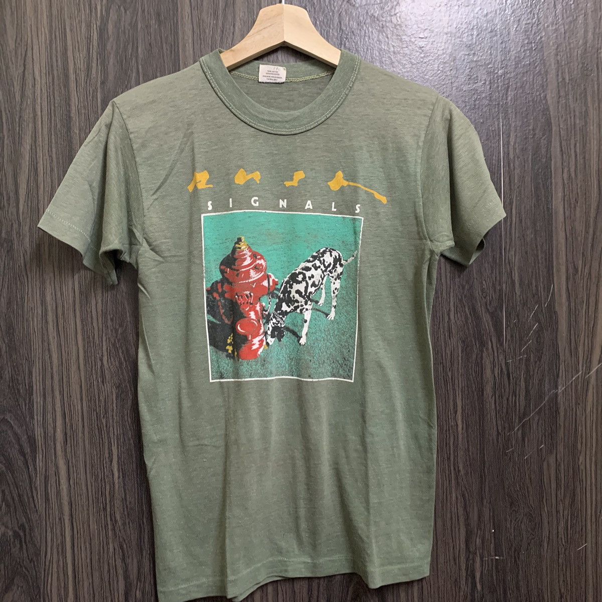 Band Tees Vintage 80s Rush New World Tour Cover Album Signal T Shirt Size US S / EU 44-46 / 1 - 1 Thumbnail