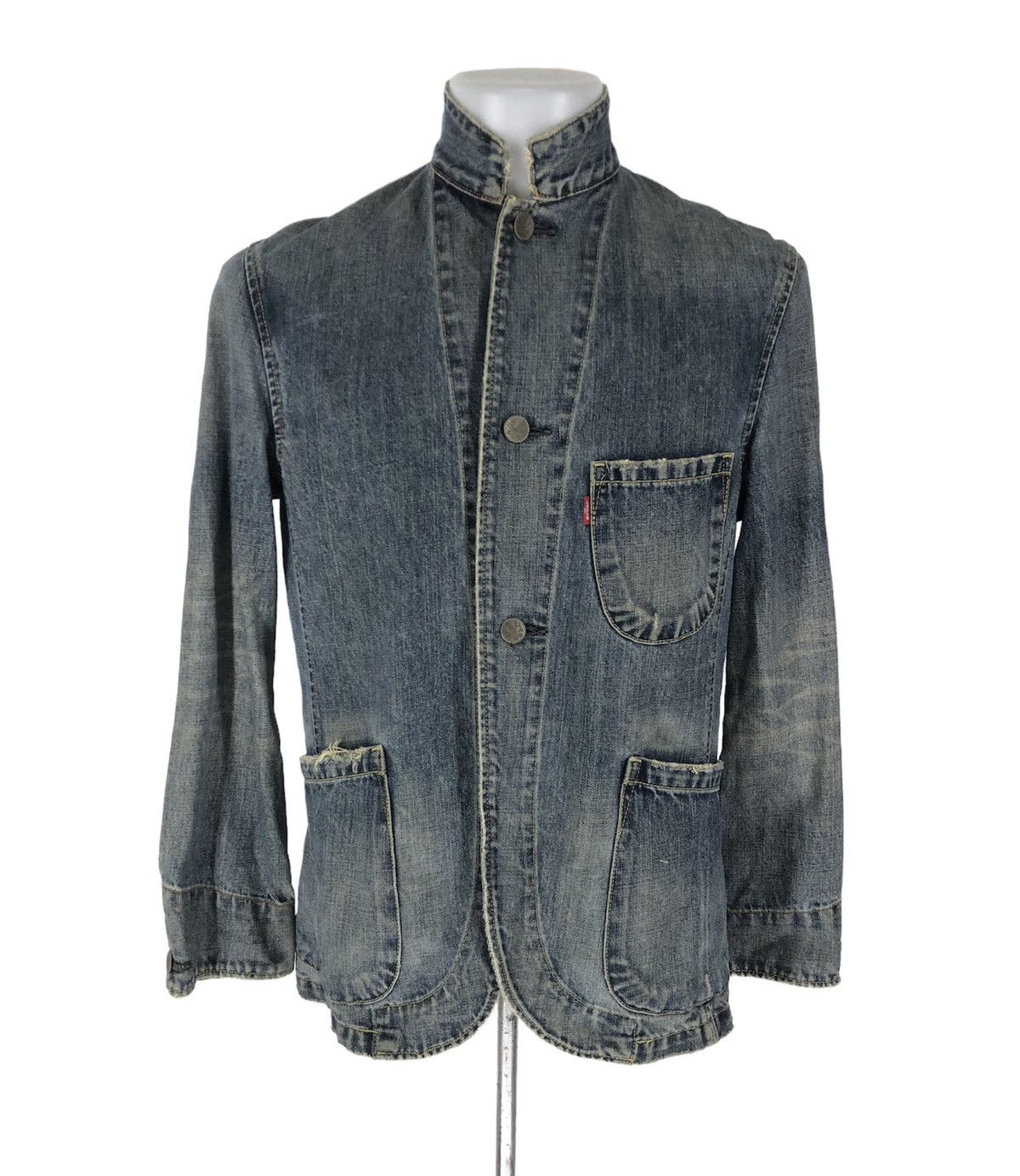 Levi's Vintage Levi’s distressed denim jacket Size US M / EU 48-50 / 2 - 1 Thumbnail