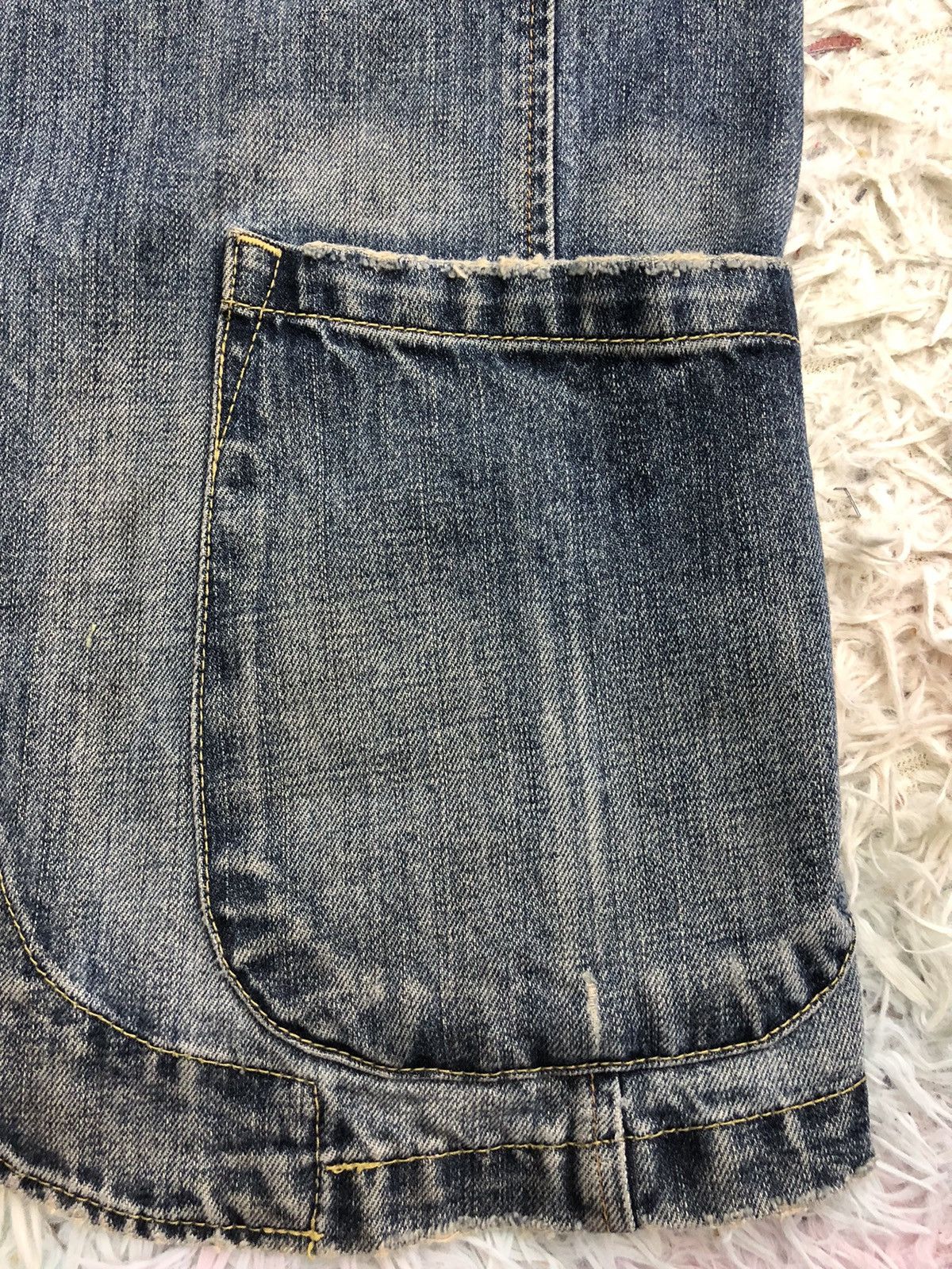 Levi's Vintage Levi’s distressed denim jacket Size US M / EU 48-50 / 2 - 7 Thumbnail
