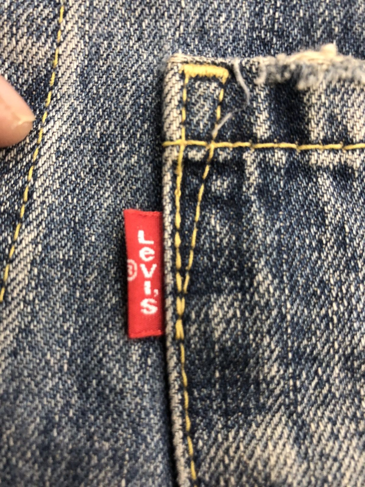 Levi's Vintage Levi’s distressed denim jacket Size US M / EU 48-50 / 2 - 6 Thumbnail