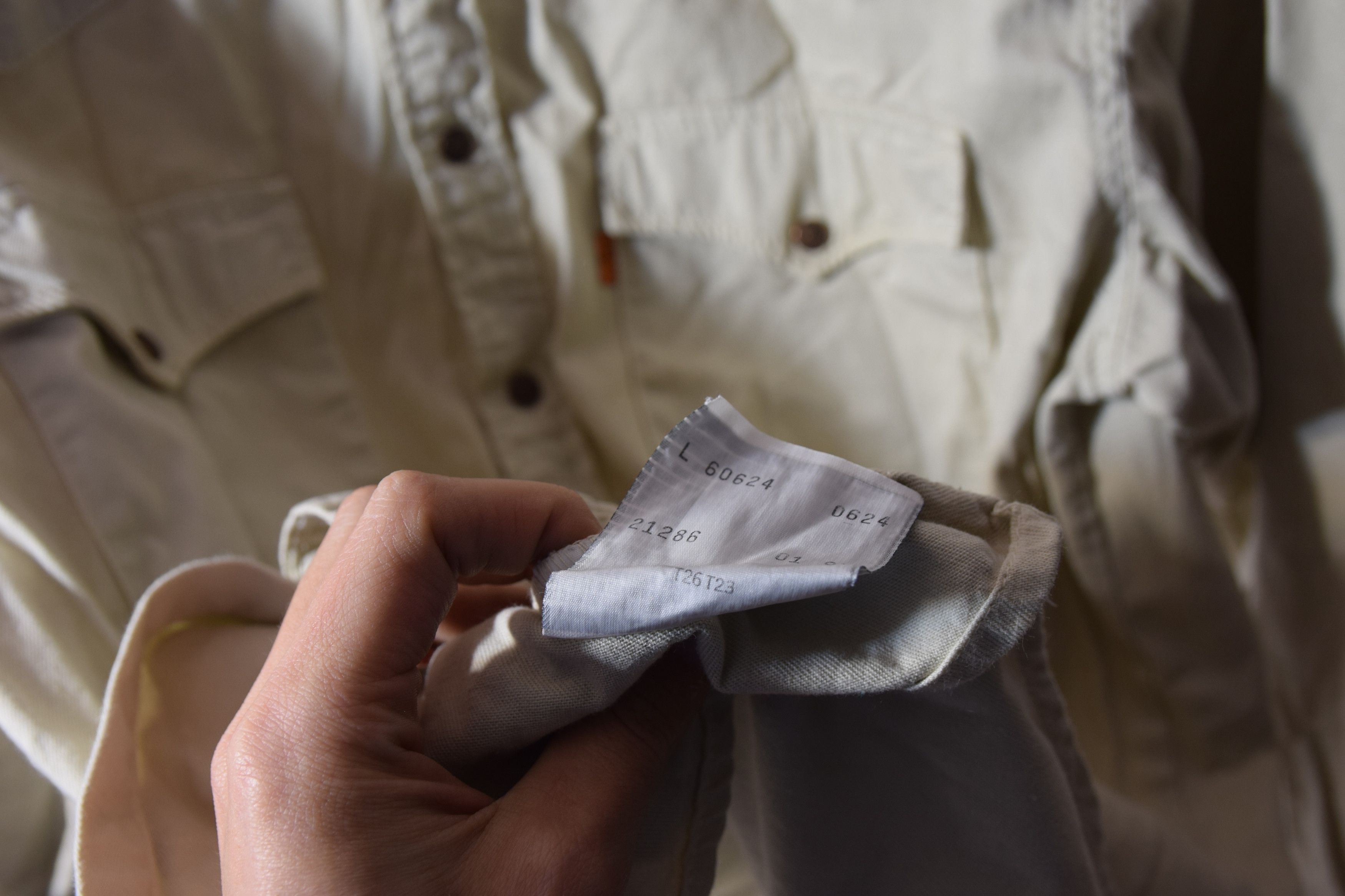 Levi's × Levi's Vintage Clothing × Vintage 90s Vintage Beige Orange Tab LEVI'S Shirt L Size US L / EU 52-54 / 3 - 7 Thumbnail