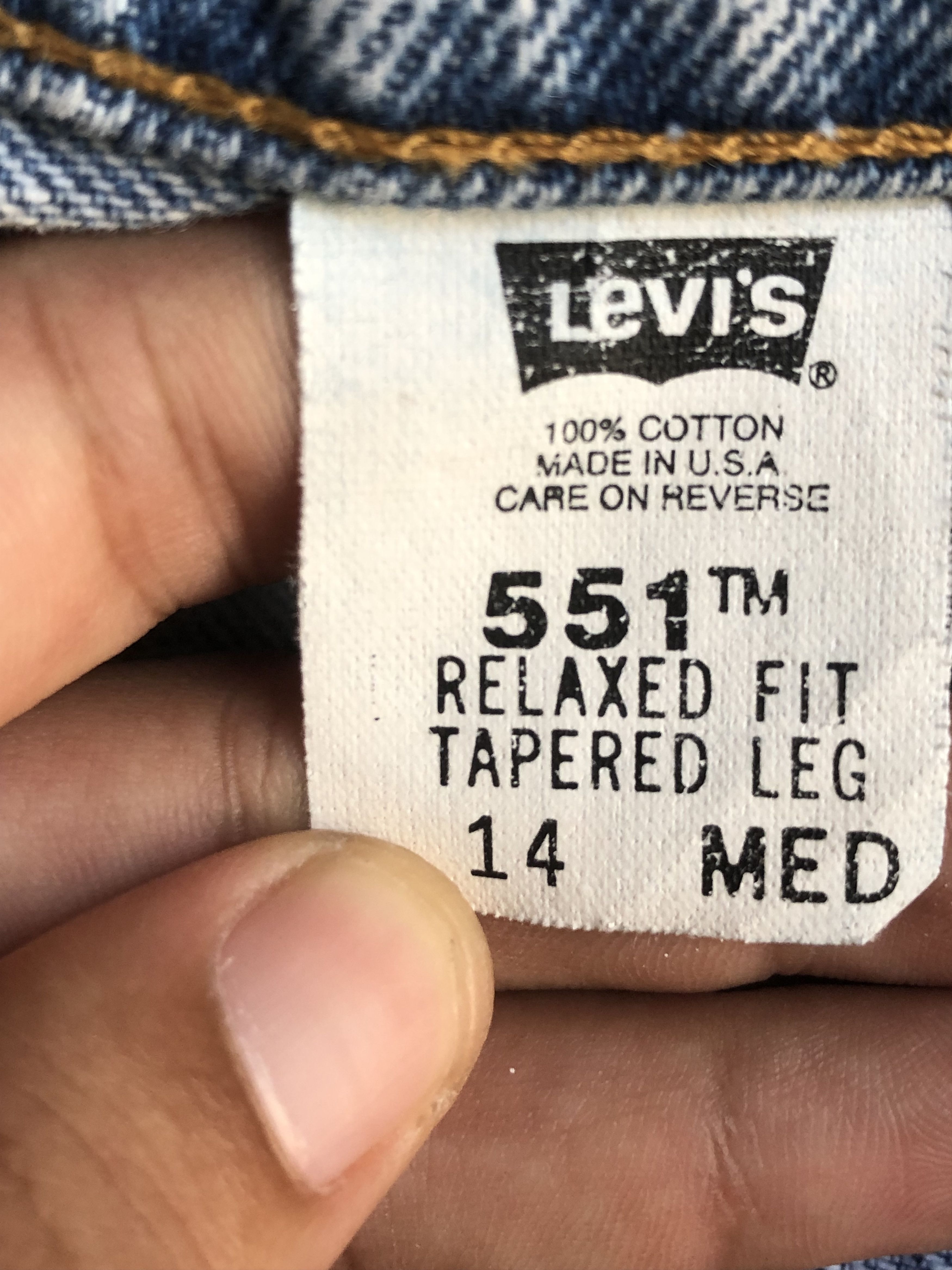 Levi's Vintage Levis 551 Tapered Leg Jeans 33x30 -L643 Size US 33 - 11 Thumbnail