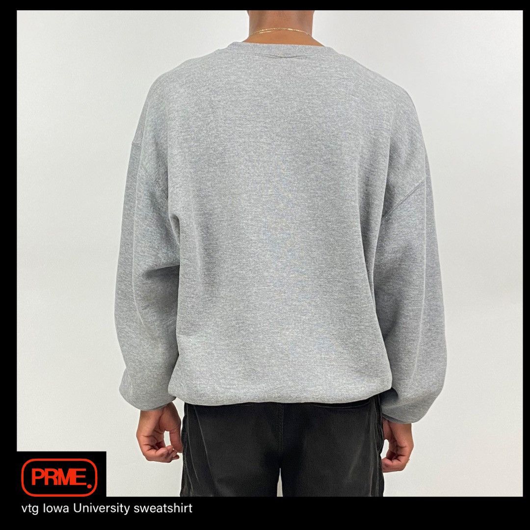 Russell Athletic × Vintage vintage Y2K RUSSELL ATHLETIC IOWA UNIVERSITY Logo sweatshirt Size US XL / EU 56 / 4 - 3 Thumbnail