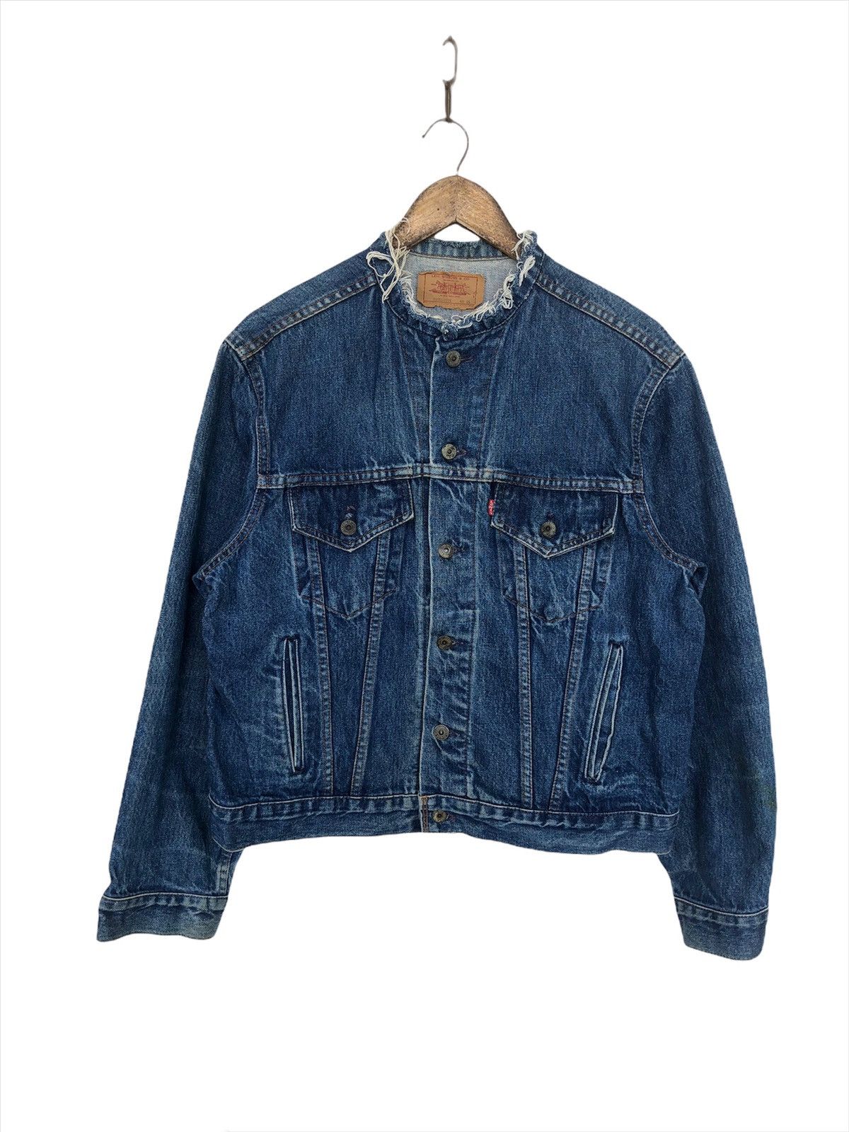 Levi's Vintage Clothing Vintage Levis 70506 Tiger Patch Embroidery Trucker Jacket Size US M / EU 48-50 / 2 - 3 Thumbnail