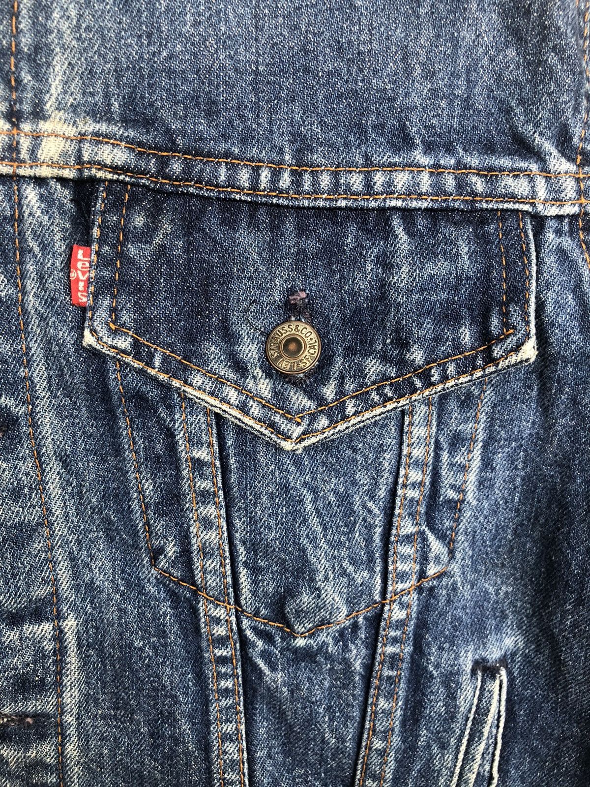 Levi's Vintage Clothing Vintage Levis 70506 Tiger Patch Embroidery Trucker Jacket Size US M / EU 48-50 / 2 - 5 Thumbnail