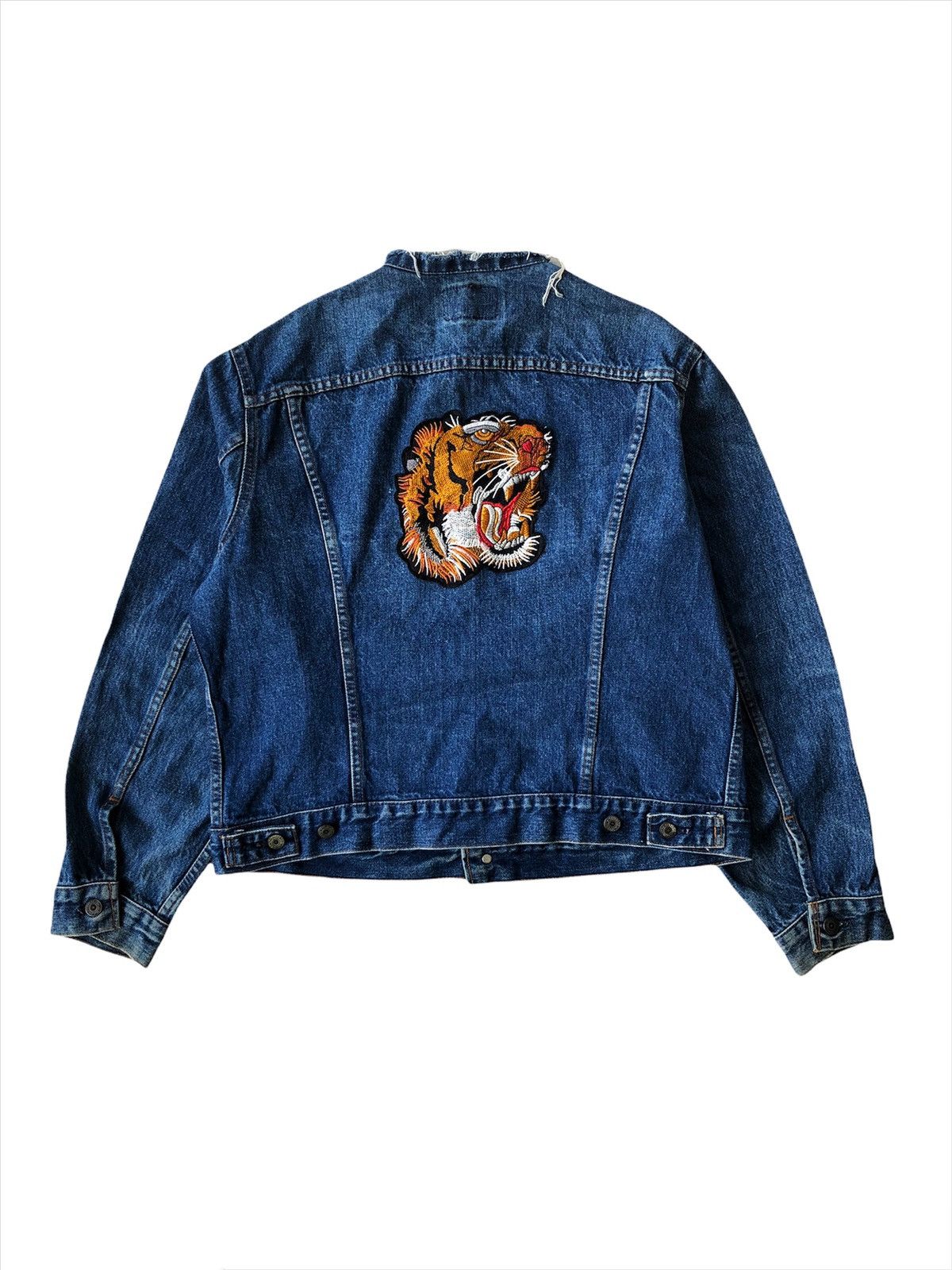 Levi's Vintage Clothing Vintage Levis 70506 Tiger Patch Embroidery Trucker Jacket Size US M / EU 48-50 / 2 - 1 Thumbnail