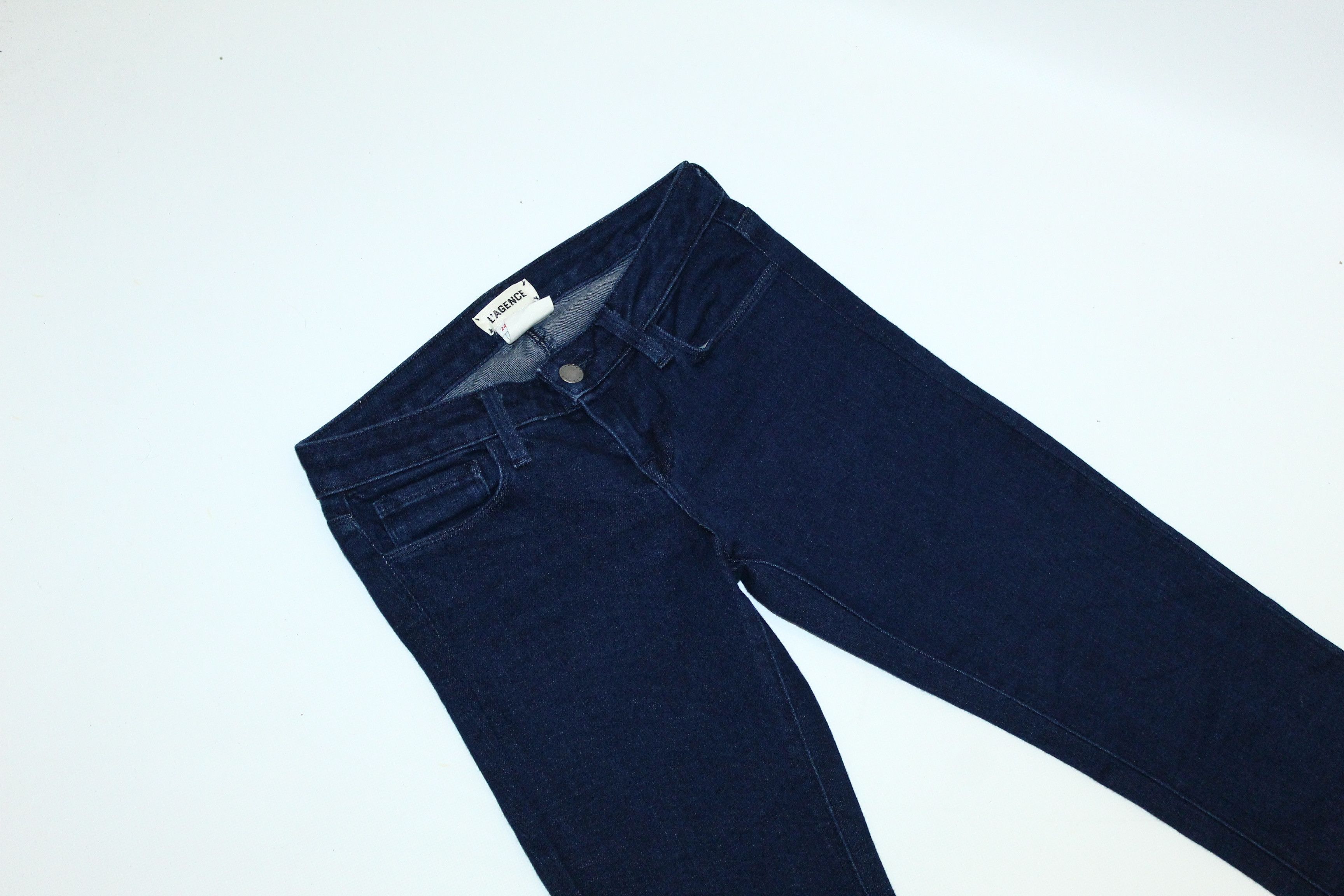 L'AGENCE L'Agence Elysee Low Rise Flare Indigo Jeans Size 26" / US 2 / IT 38 - 8 Thumbnail