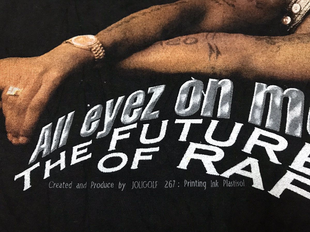 Band Tees × Rap Tees × Vintage 2PAC All eyez on me....The Future of Rap Size US L / EU 52-54 / 3 - 4 Thumbnail