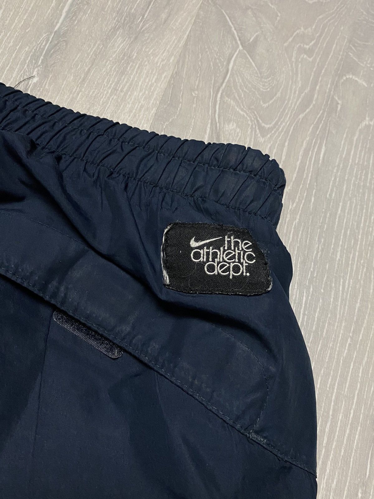 Nike × Vintage Nike vintage navy track pants small swoosh parachute Size US 32 / EU 48 - 7 Thumbnail