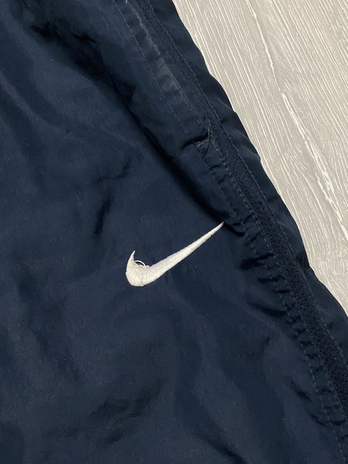 Nike × Vintage Nike vintage navy track pants small swoosh parachute Size US 32 / EU 48 - 2 Thumbnail