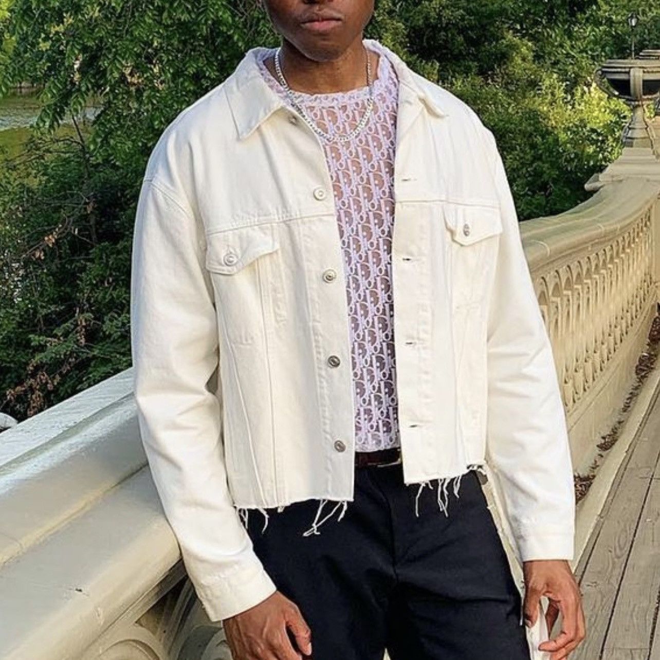 Balenciaga White Balenciaga denim jacket (distressed bottom) Size US L / EU 52-54 / 3 - 2 Thumbnail