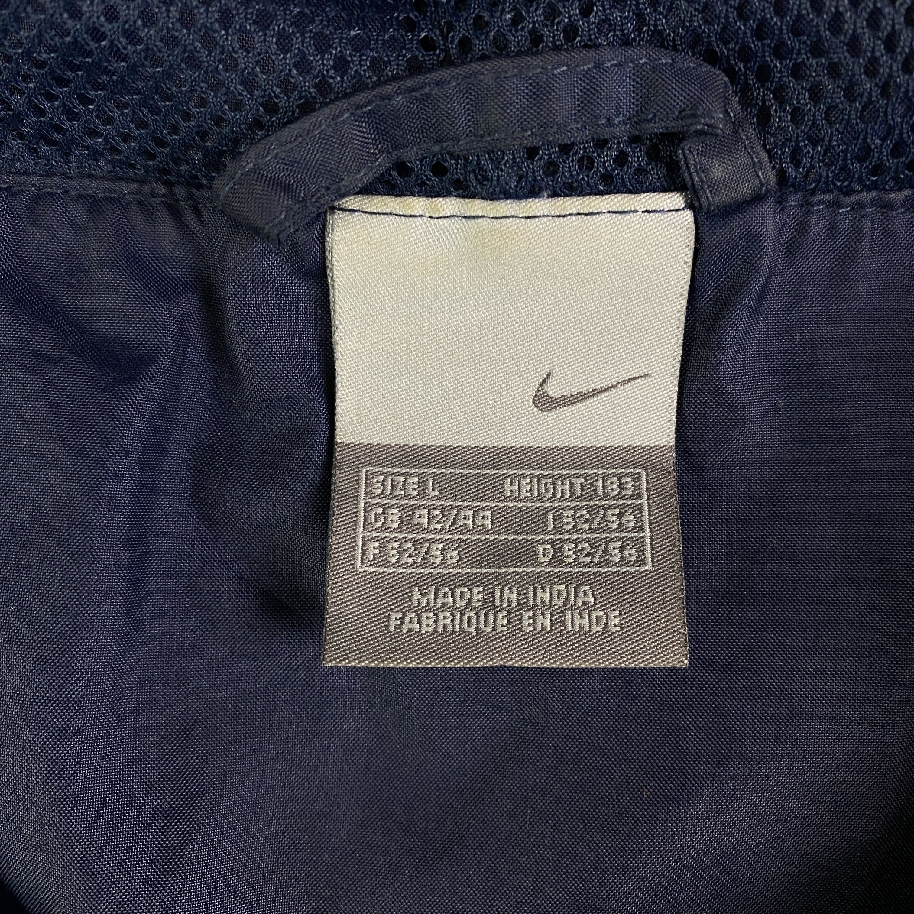 Nike × Vintage Mens Windbreaker Jacket Nike Vintage Size L Size US L / EU 52-54 / 3 - 6 Thumbnail