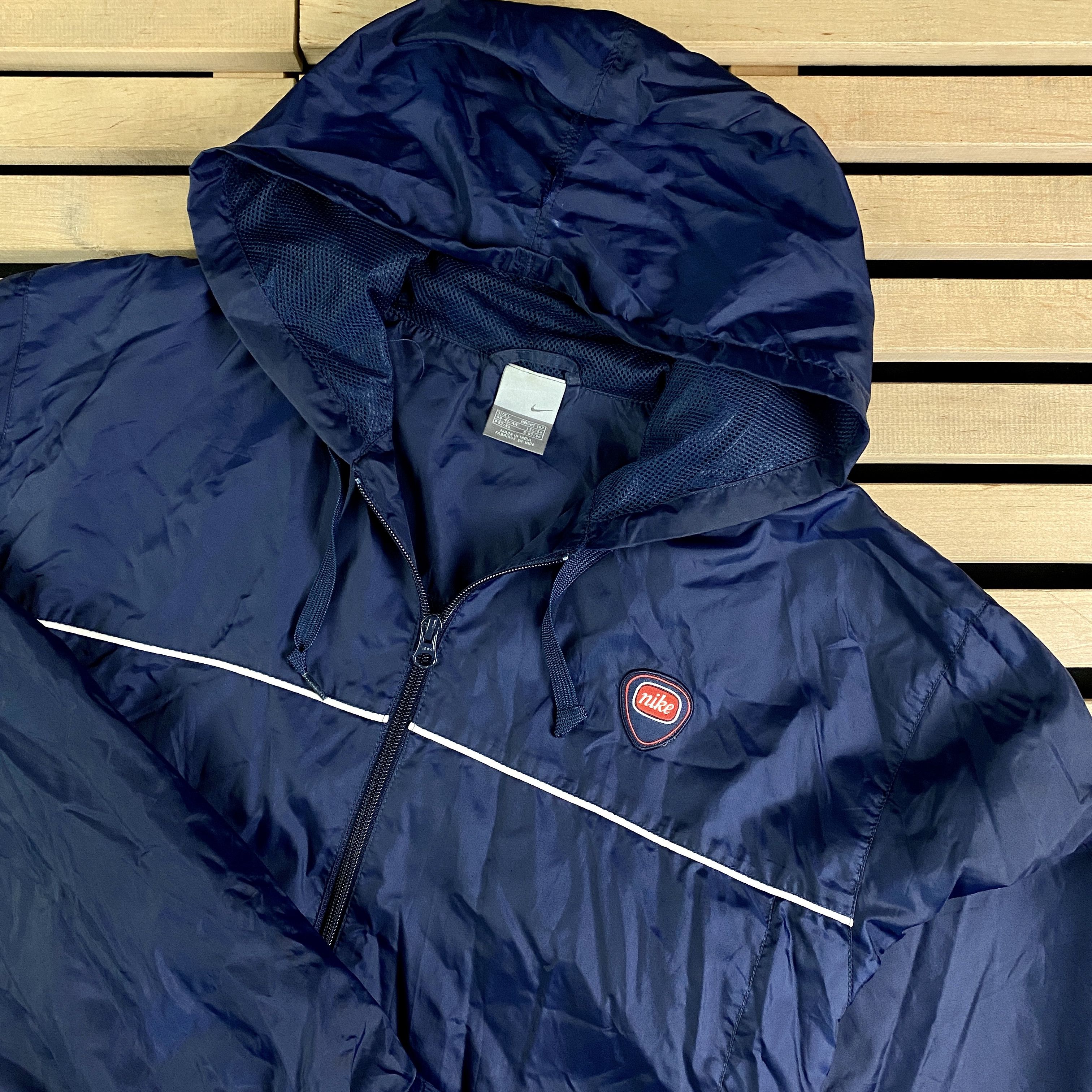 Nike × Vintage Mens Windbreaker Jacket Nike Vintage Size L Size US L / EU 52-54 / 3 - 2 Thumbnail