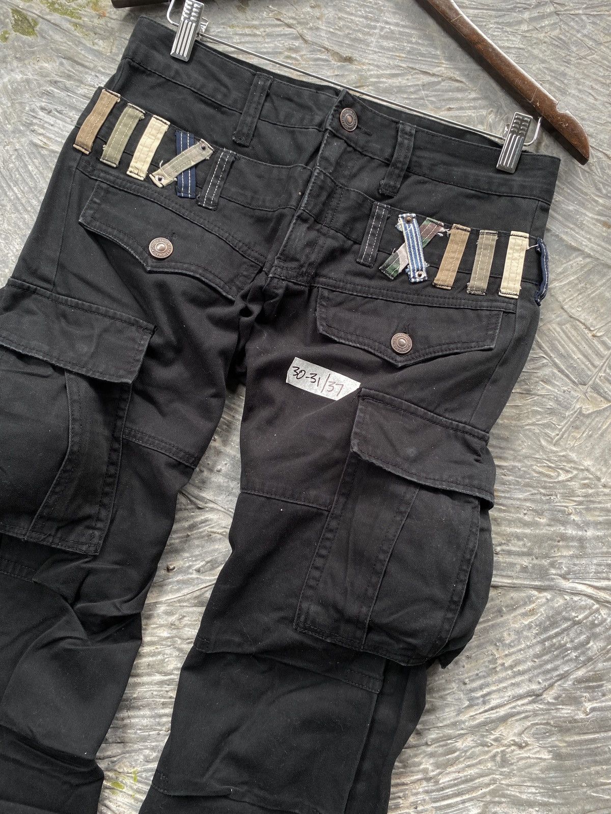 Japanese Brand × Seditionaries 🔥RARE🔥 Dominated Handcrafted Double Waist Black Cargo Pant Size US 31 - 4 Thumbnail