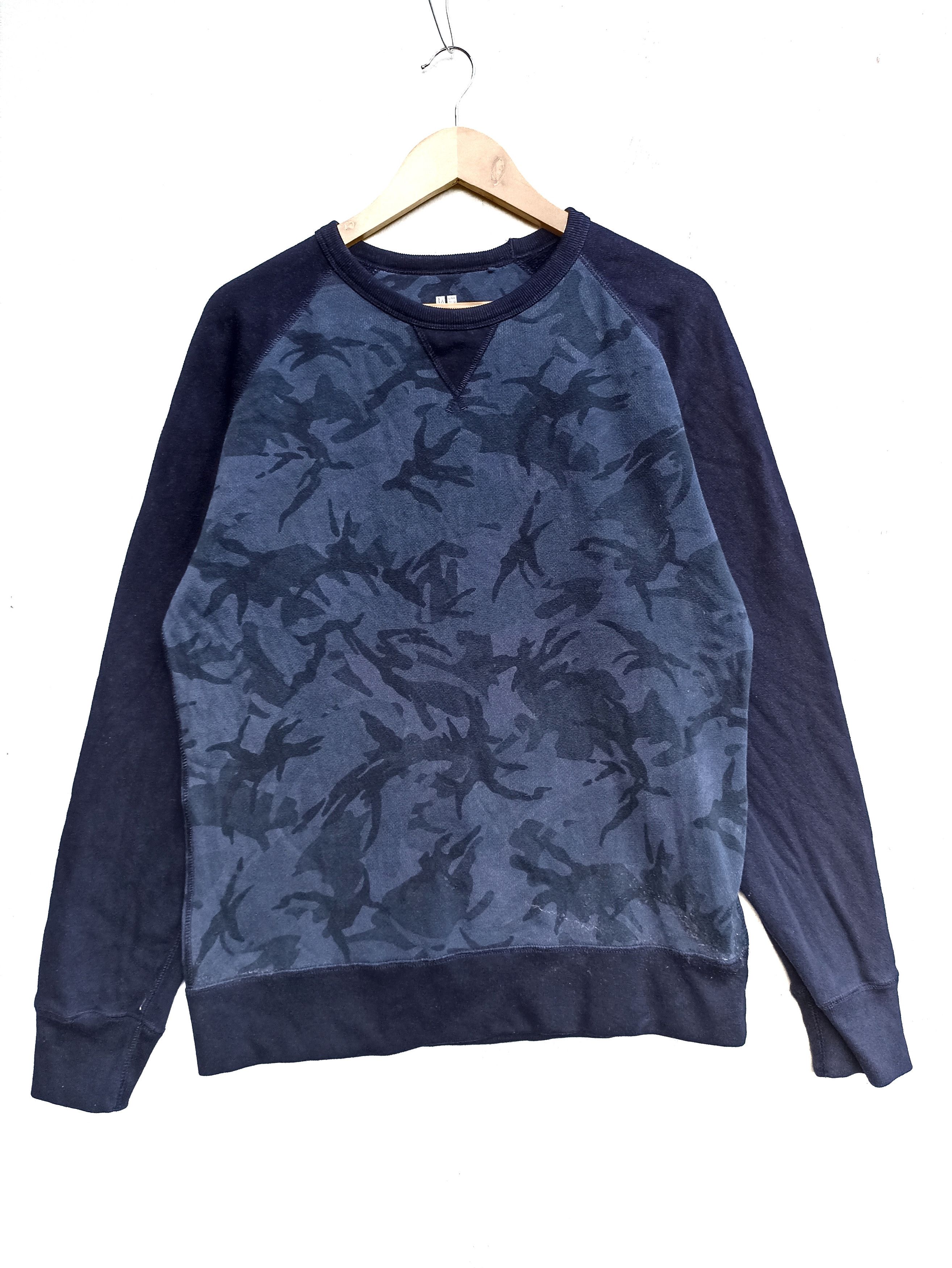 Uniqlo sweatshirt camouflage