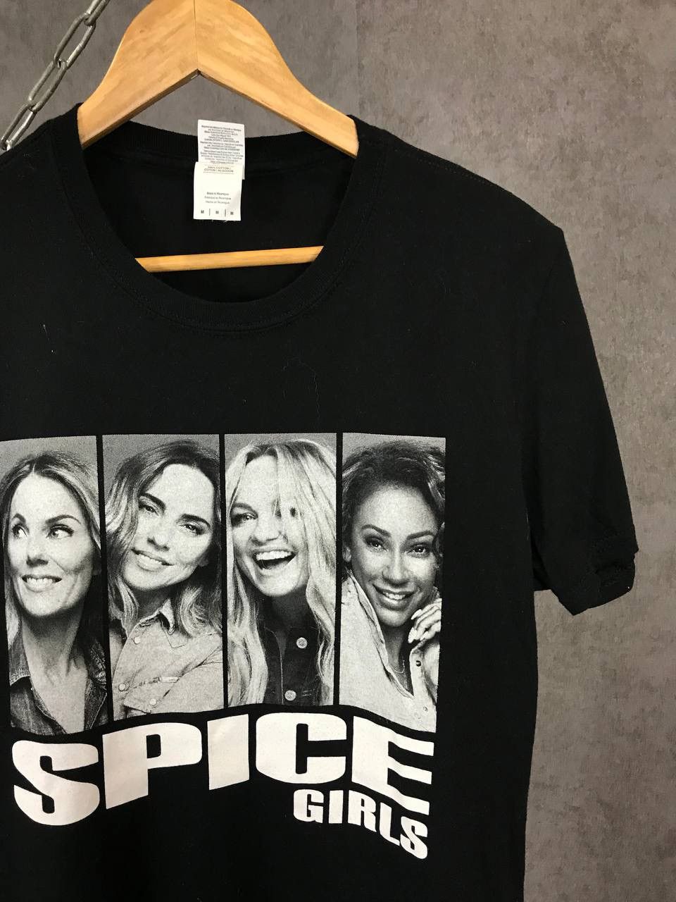 Band Tees Space Girl band tour tee Size US M / EU 48-50 / 2 - 3 Thumbnail