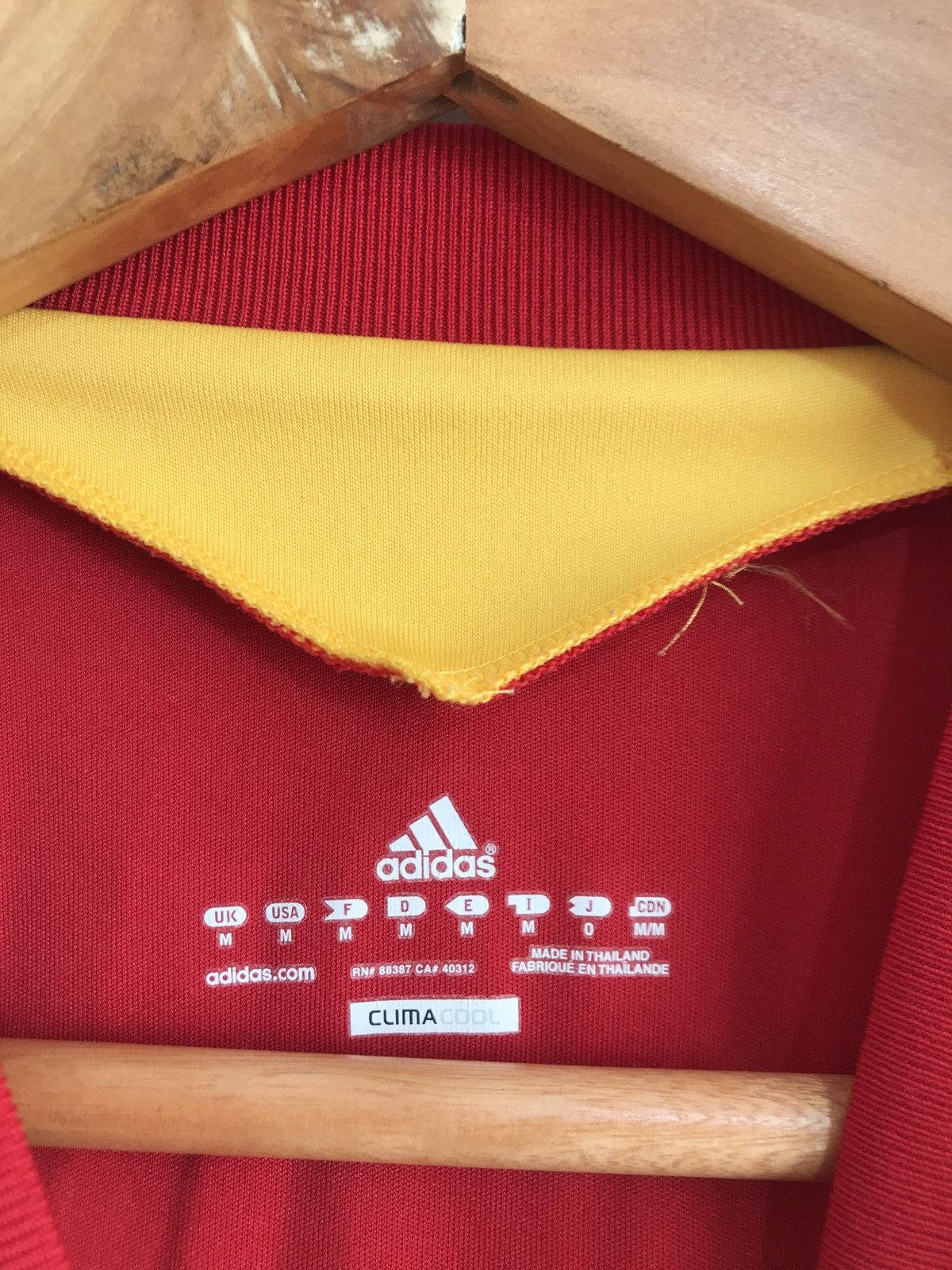 Adidas Spain 2012-2013 Home Soccer Jersey Football Kit Shirt Size US M / EU 48-50 / 2 - 7 Thumbnail