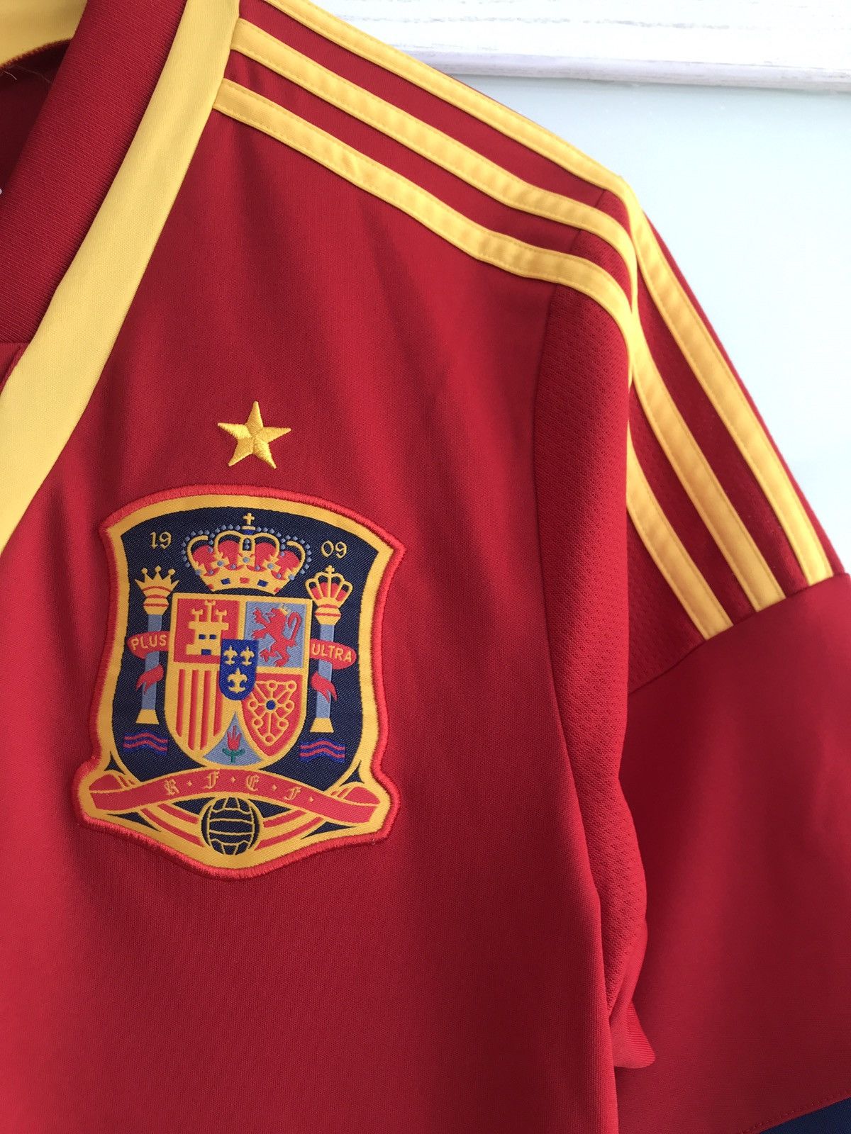 Adidas Spain 2012-2013 Home Soccer Jersey Football Kit Shirt Size US M / EU 48-50 / 2 - 6 Thumbnail