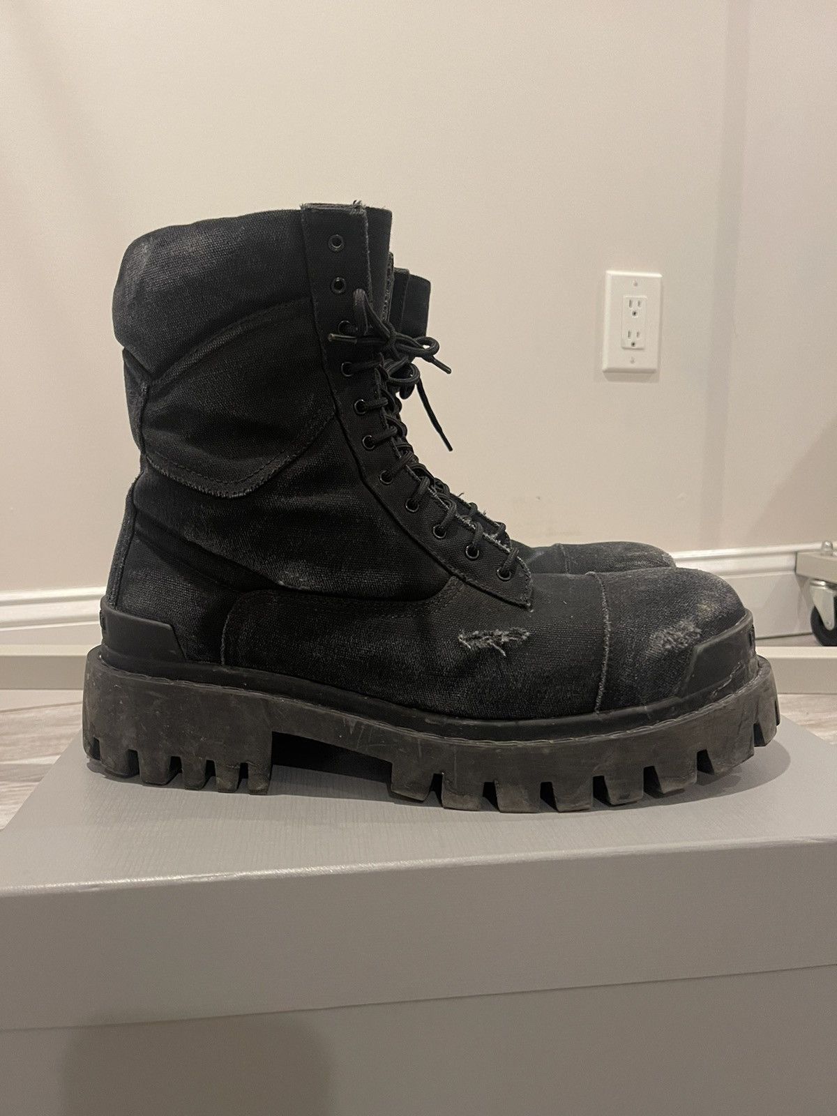 Balenciaga Balenciaga Canvas Strike Boots Size US 12 / EU 45 - 3 Thumbnail