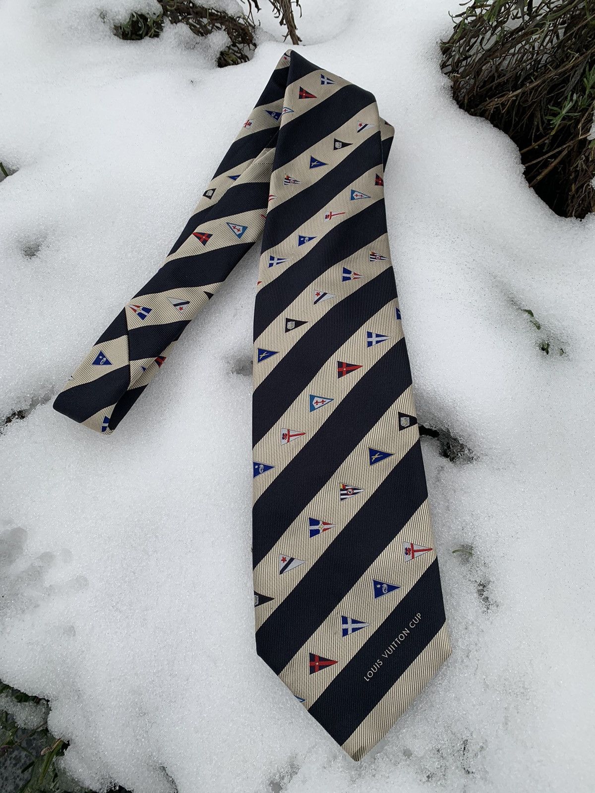 Louis Vuitton Louis Vuitton cup flag logo tie Size ONE SIZE - 1 Thumbnail