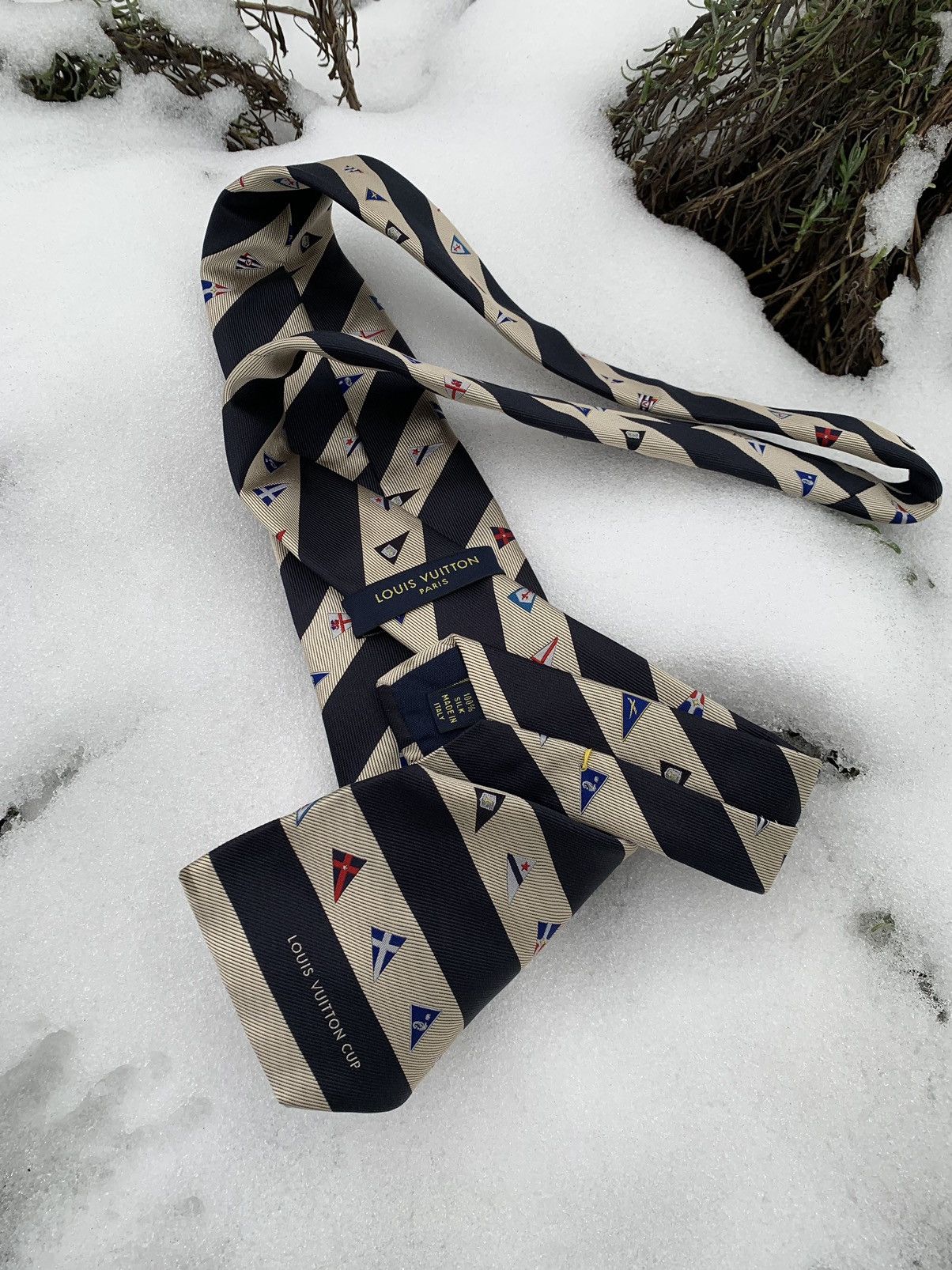 Louis Vuitton Louis Vuitton cup flag logo tie Size ONE SIZE - 10 Thumbnail