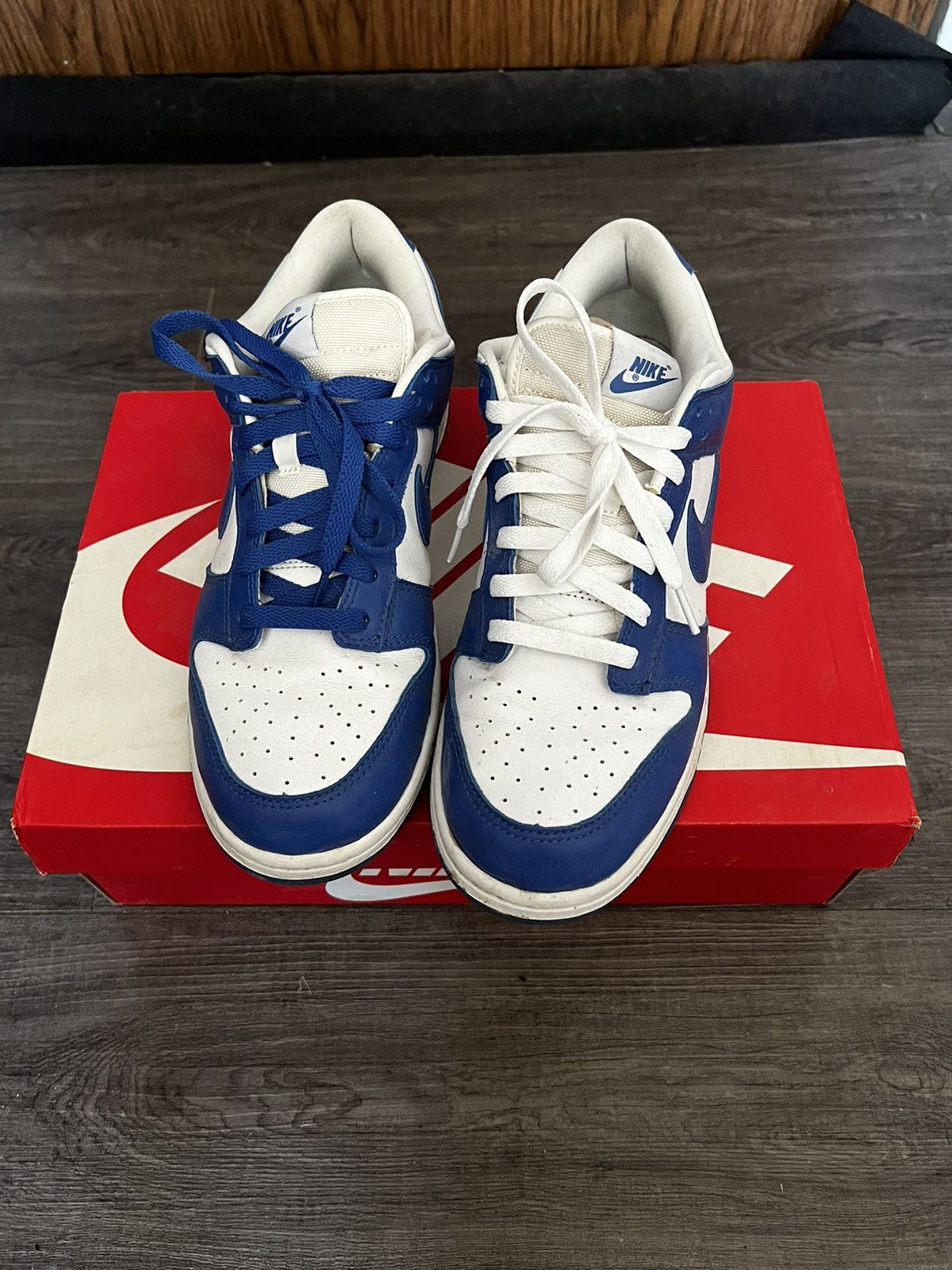 Jordan Brand Nike Kentucky Blue Dunk Low Size US 9.5 / EU 42-43 - 2 Thumbnail