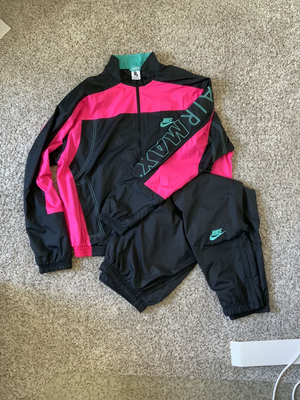 Nike air tracksuit set deals